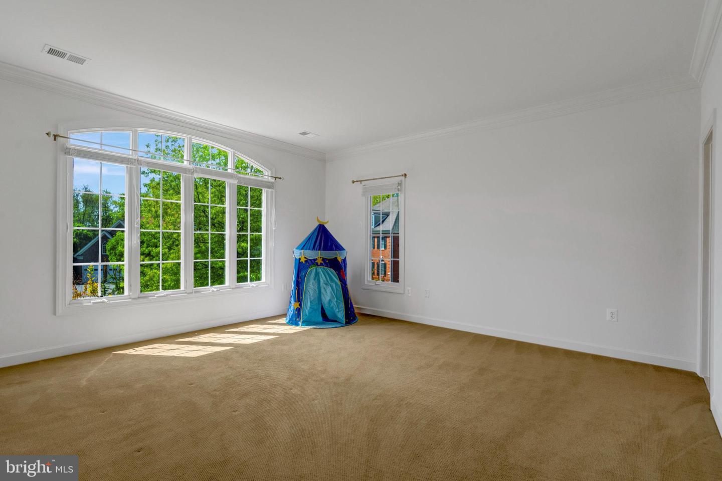 13796 NECKLACE CT, CHANTILLY, Virginia 20151, 6 Bedrooms Bedrooms, ,6 BathroomsBathrooms,Residential,For sale,13796 NECKLACE CT,VAFX2244154 MLS # VAFX2244154