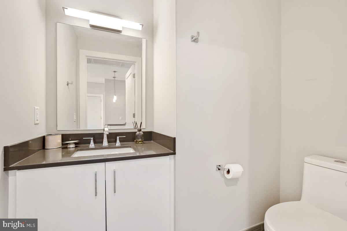 88 V ST SW #204, WASHINGTON, District Of Columbia 20024, 1 Bedroom Bedrooms, ,1 BathroomBathrooms,Residential,For sale,88 V ST SW #204,DCDC2203134 MLS # DCDC2203134