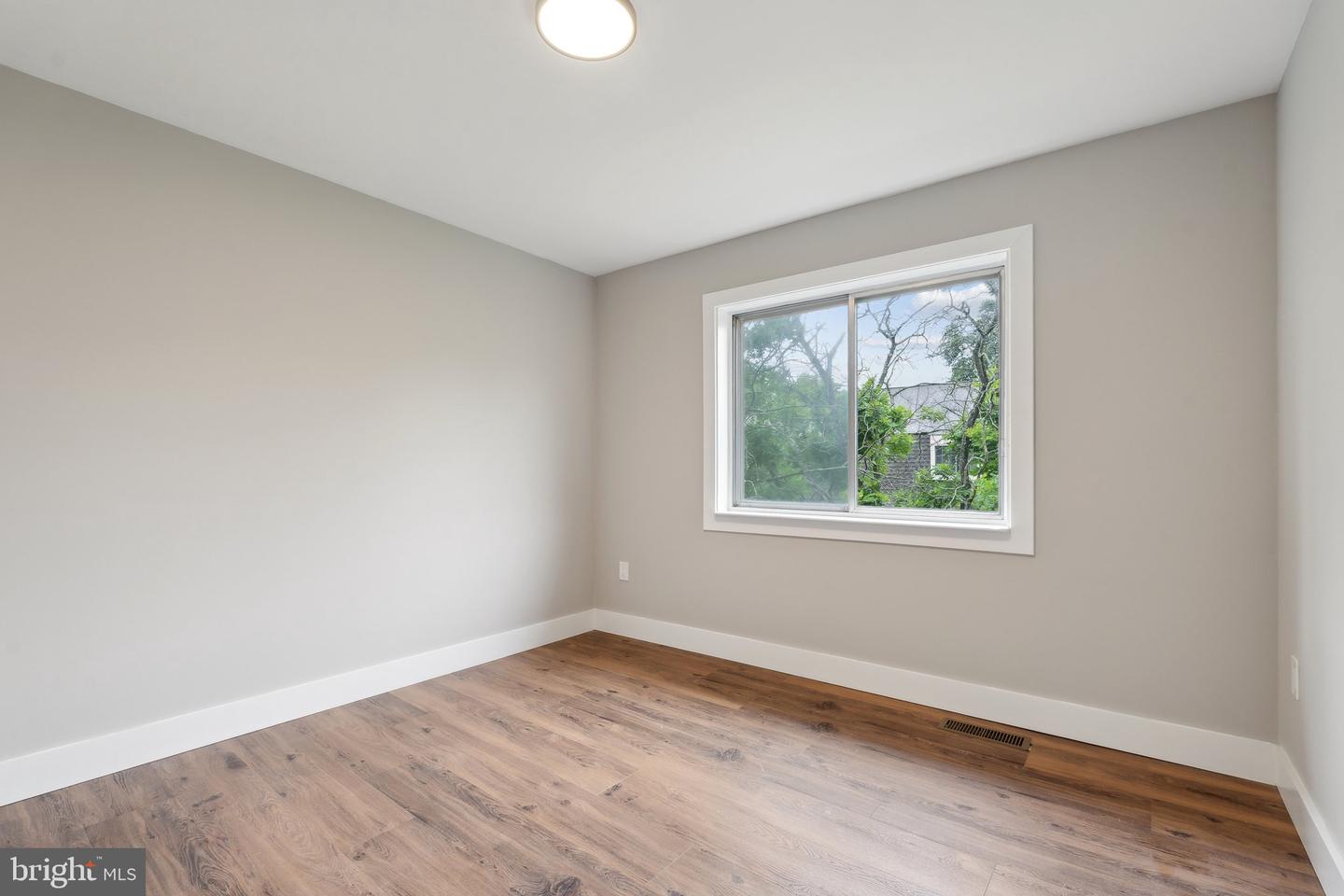 4536 CONWELL DR, ANNANDALE, Virginia 22003, 3 Bedrooms Bedrooms, ,2 BathroomsBathrooms,Residential,For sale,4536 CONWELL DR,VAFX2244162 MLS # VAFX2244162