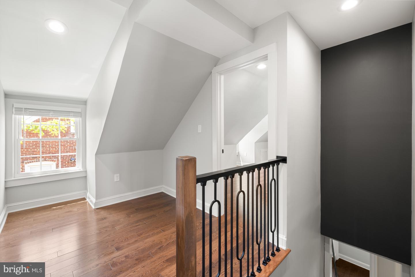 3209 12TH ST S, ARLINGTON, Virginia 22204, 4 Bedrooms Bedrooms, ,4 BathroomsBathrooms,Residential,For sale,3209 12TH ST S,VAAR2058428 MLS # VAAR2058428