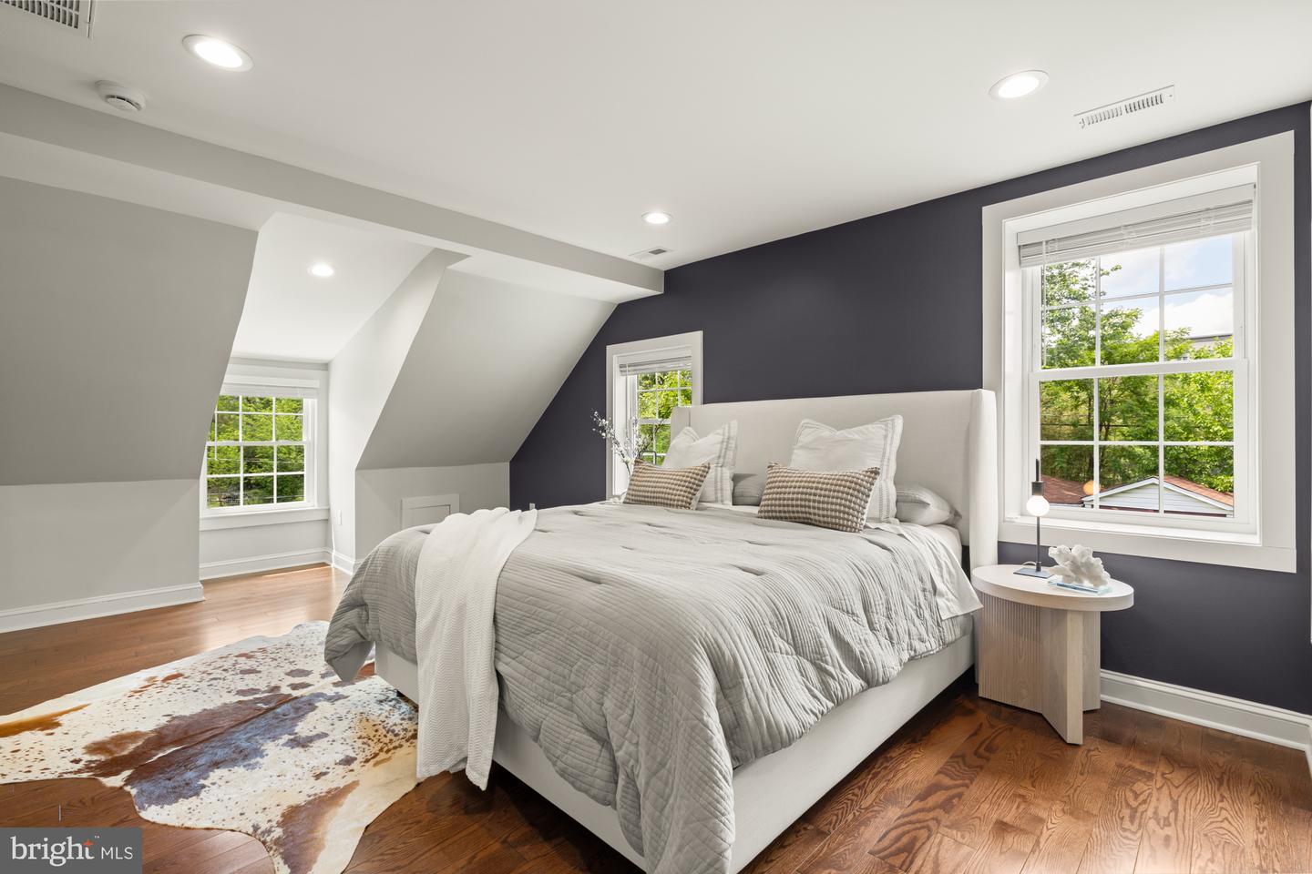 3209 12TH ST S, ARLINGTON, Virginia 22204, 4 Bedrooms Bedrooms, ,4 BathroomsBathrooms,Residential,For sale,3209 12TH ST S,VAAR2058428 MLS # VAAR2058428