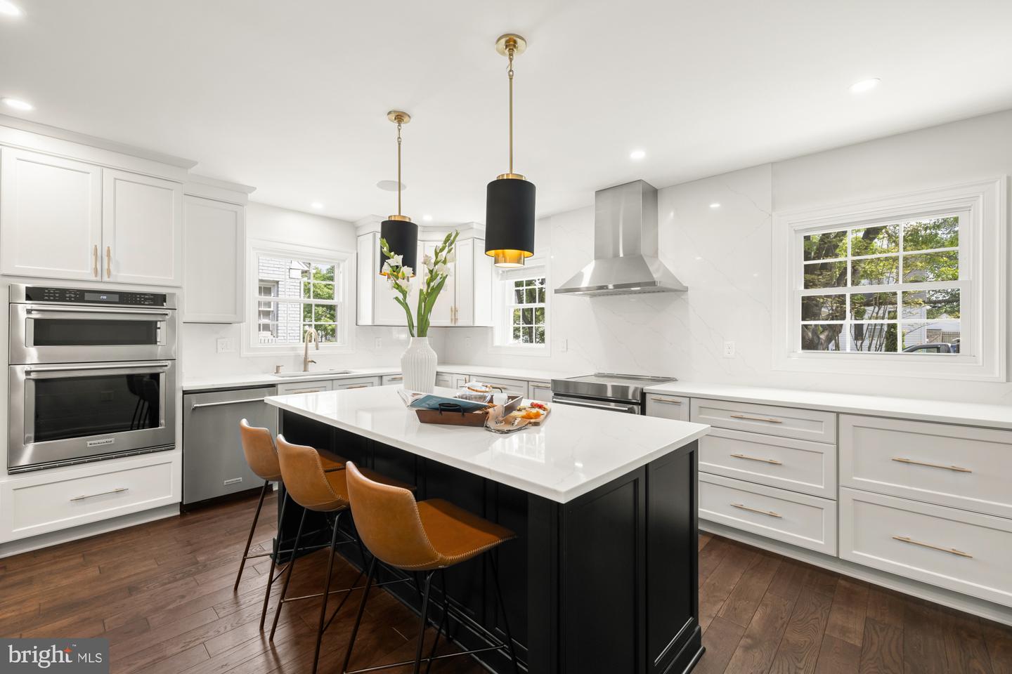 3209 12TH ST S, ARLINGTON, Virginia 22204, 4 Bedrooms Bedrooms, ,4 BathroomsBathrooms,Residential,For sale,3209 12TH ST S,VAAR2058428 MLS # VAAR2058428