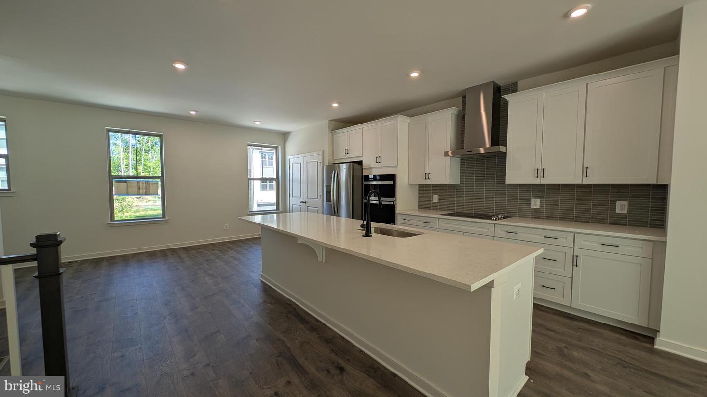 13194 NIXON LN, WOODBRIDGE, Virginia 22193, 4 Bedrooms Bedrooms, ,3 BathroomsBathrooms,Residential,For sale,13194 NIXON LN,VAPW2095862 MLS # VAPW2095862