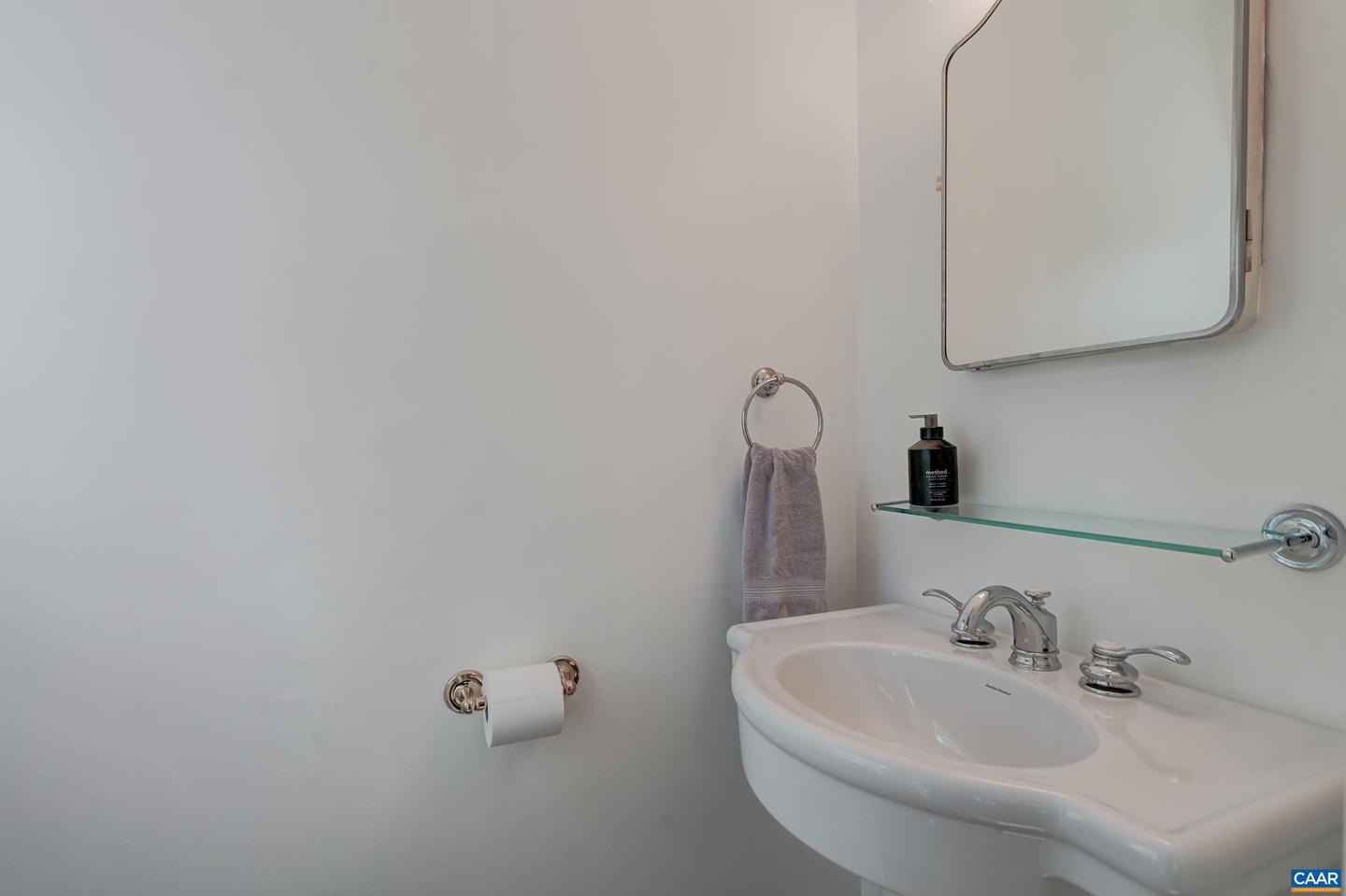 1514 WESTWOOD RD, CHARLOTTESVILLE, Virginia 22903, 4 Bedrooms Bedrooms, ,3 BathroomsBathrooms,Residential,For sale,1514 WESTWOOD RD,665118 MLS # 665118