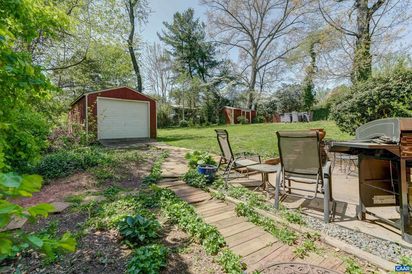 1514 WESTWOOD RD, CHARLOTTESVILLE, Virginia 22903, 4 Bedrooms Bedrooms, ,3 BathroomsBathrooms,Residential,For sale,1514 WESTWOOD RD,665118 MLS # 665118