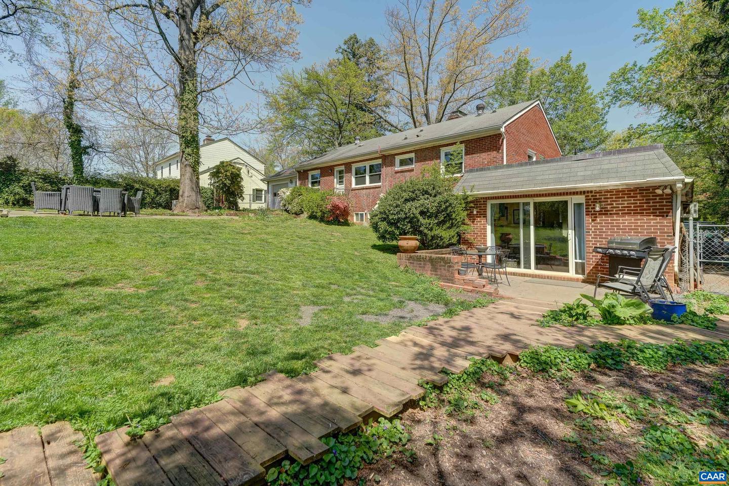 1514 WESTWOOD RD, CHARLOTTESVILLE, Virginia 22903, 4 Bedrooms Bedrooms, ,3 BathroomsBathrooms,Residential,For sale,1514 WESTWOOD RD,665118 MLS # 665118