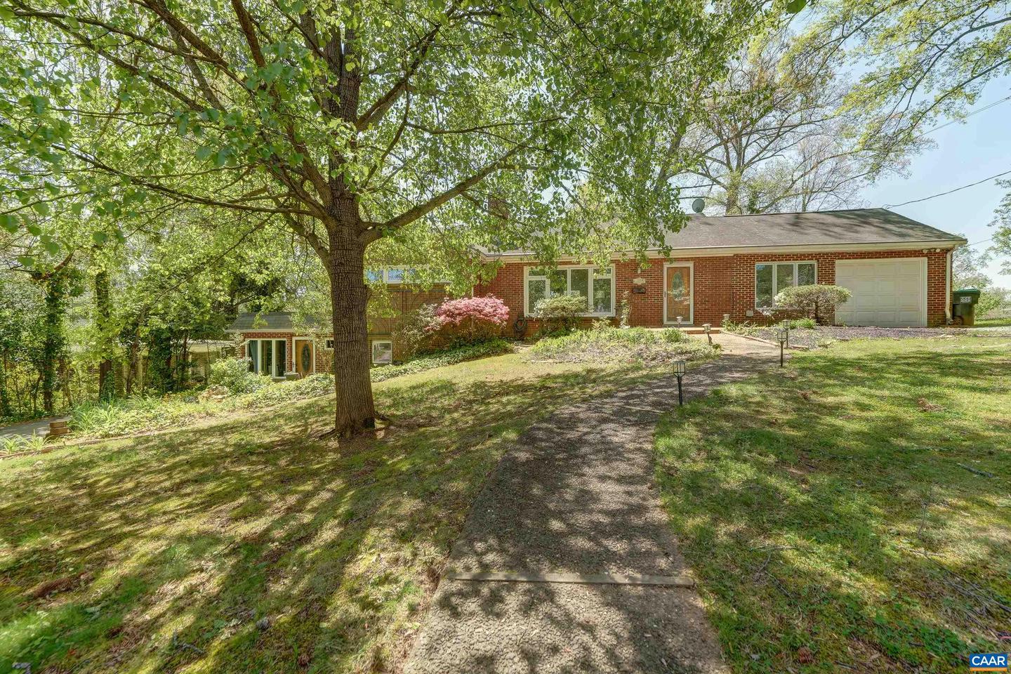1514 WESTWOOD RD, CHARLOTTESVILLE, Virginia 22903, 4 Bedrooms Bedrooms, ,3 BathroomsBathrooms,Residential,For sale,1514 WESTWOOD RD,665118 MLS # 665118