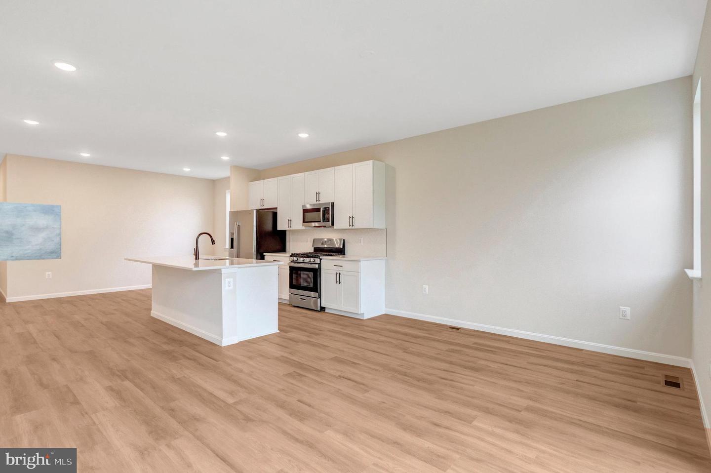 104 MIDSUMMER LN, MIDDLETOWN, Virginia 22645, 3 Bedrooms Bedrooms, ,2 BathroomsBathrooms,Residential,For sale,104 MIDSUMMER LN,VAFV2034546 MLS # VAFV2034546