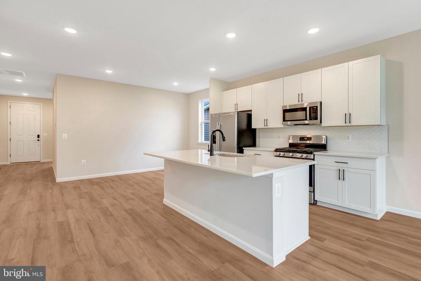 104 MIDSUMMER LN, MIDDLETOWN, Virginia 22645, 3 Bedrooms Bedrooms, ,2 BathroomsBathrooms,Residential,For sale,104 MIDSUMMER LN,VAFV2034546 MLS # VAFV2034546