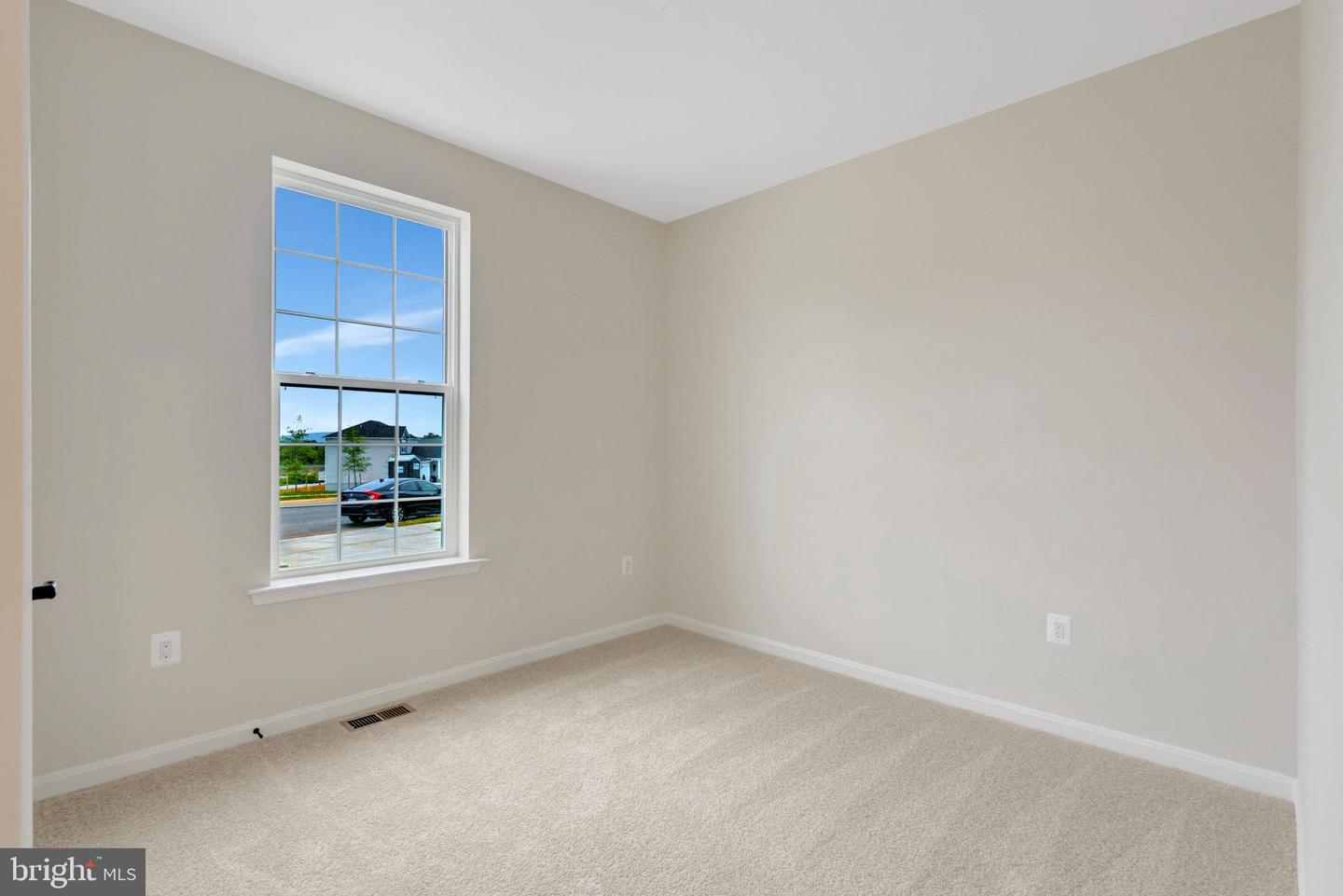 104 MIDSUMMER LN, MIDDLETOWN, Virginia 22645, 3 Bedrooms Bedrooms, ,2 BathroomsBathrooms,Residential,For sale,104 MIDSUMMER LN,VAFV2034546 MLS # VAFV2034546