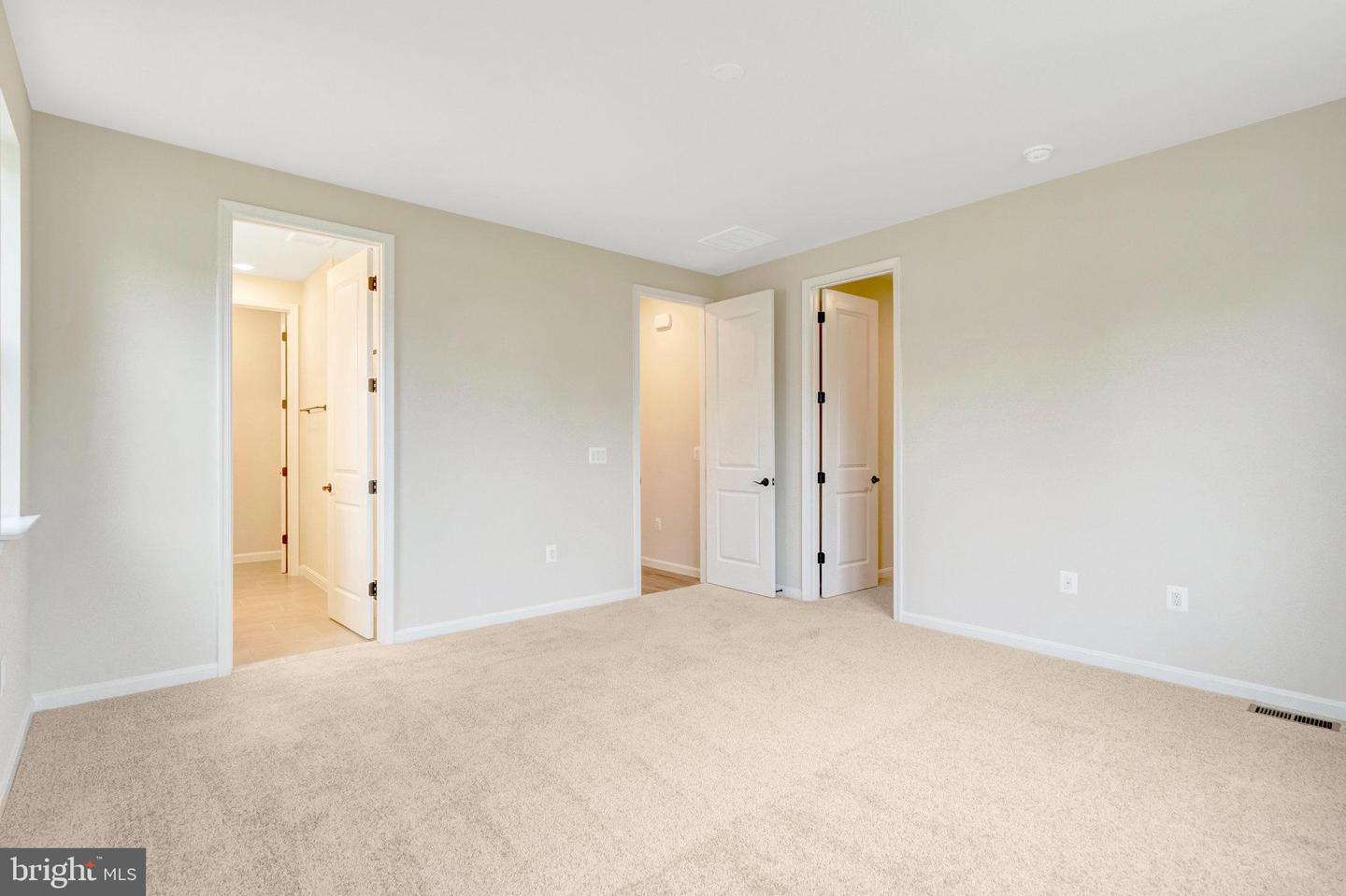 104 MIDSUMMER LN, MIDDLETOWN, Virginia 22645, 3 Bedrooms Bedrooms, ,2 BathroomsBathrooms,Residential,For sale,104 MIDSUMMER LN,VAFV2034546 MLS # VAFV2034546