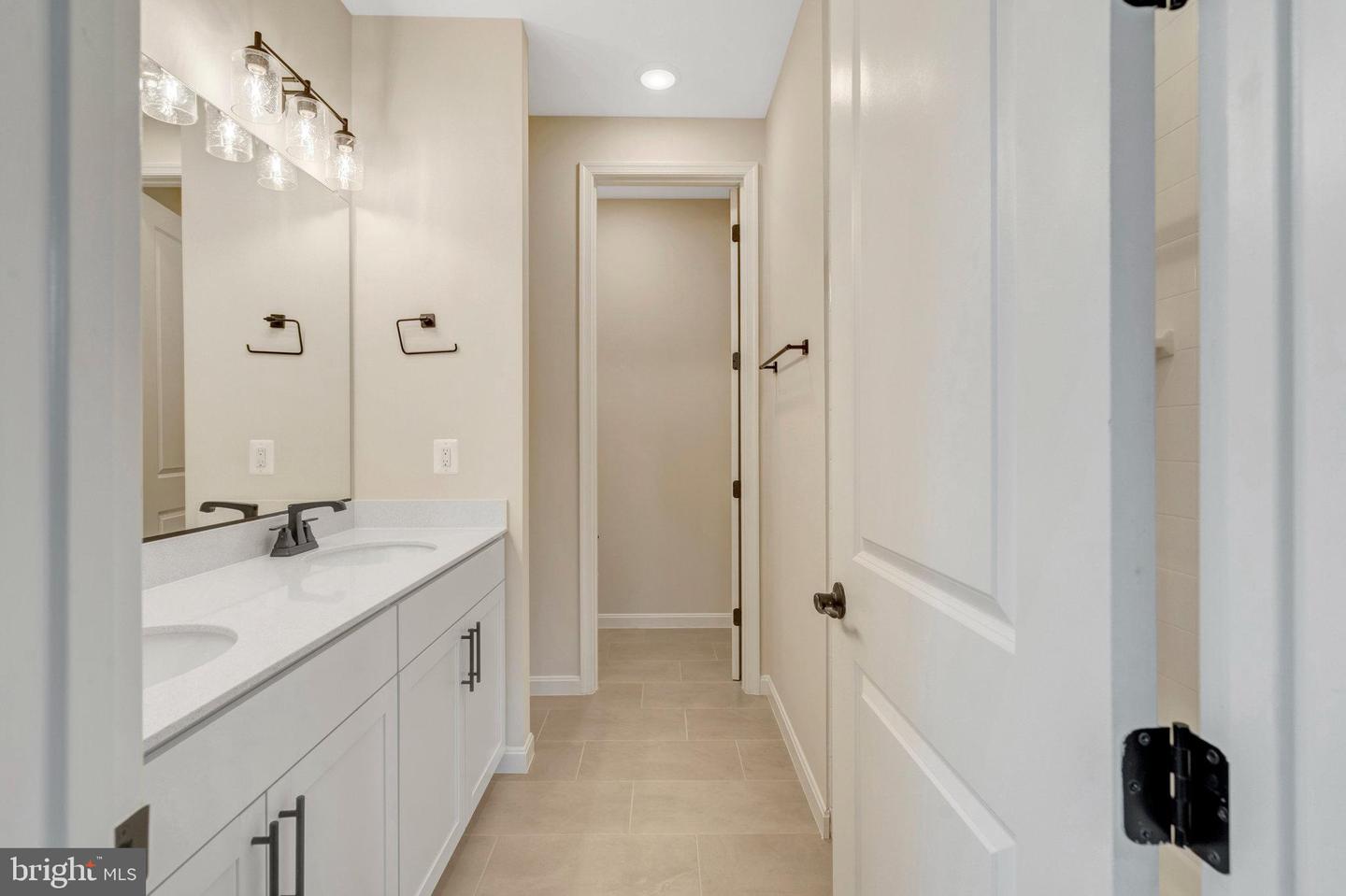 104 MIDSUMMER LN, MIDDLETOWN, Virginia 22645, 3 Bedrooms Bedrooms, ,2 BathroomsBathrooms,Residential,For sale,104 MIDSUMMER LN,VAFV2034546 MLS # VAFV2034546