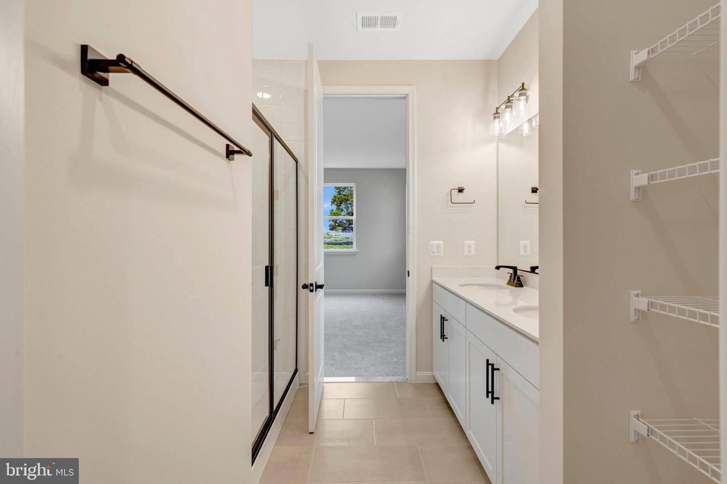 104 MIDSUMMER LN, MIDDLETOWN, Virginia 22645, 3 Bedrooms Bedrooms, ,2 BathroomsBathrooms,Residential,For sale,104 MIDSUMMER LN,VAFV2034546 MLS # VAFV2034546