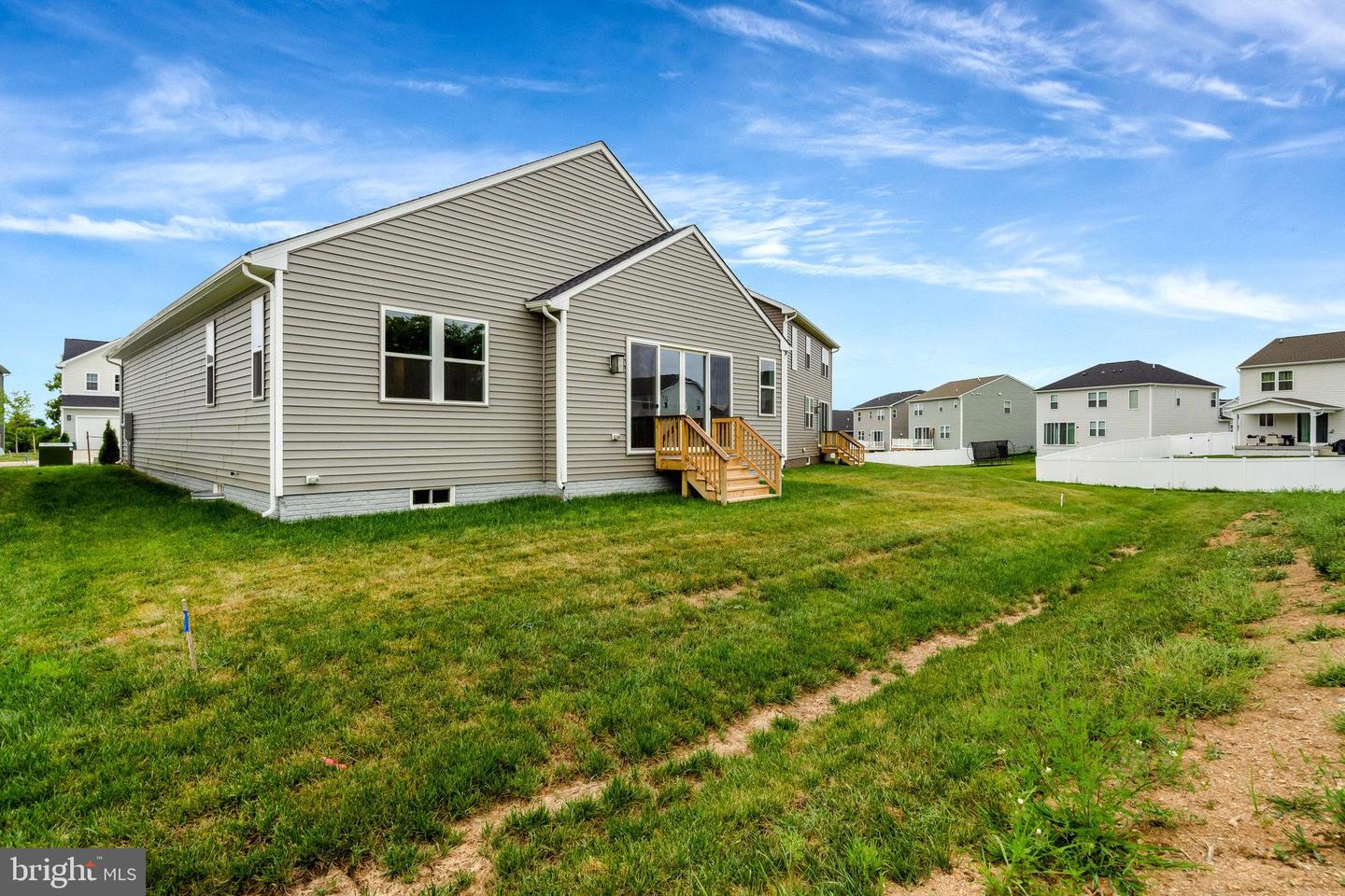 104 MIDSUMMER LN, MIDDLETOWN, Virginia 22645, 3 Bedrooms Bedrooms, ,2 BathroomsBathrooms,Residential,For sale,104 MIDSUMMER LN,VAFV2034546 MLS # VAFV2034546