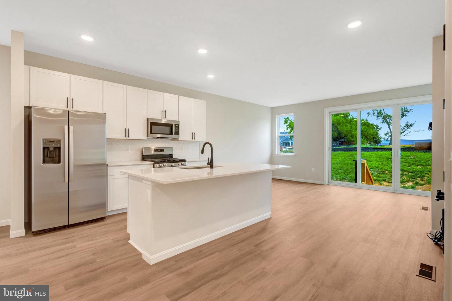 104 MIDSUMMER LN, MIDDLETOWN, Virginia 22645, 3 Bedrooms Bedrooms, ,2 BathroomsBathrooms,Residential,For sale,104 MIDSUMMER LN,VAFV2034546 MLS # VAFV2034546