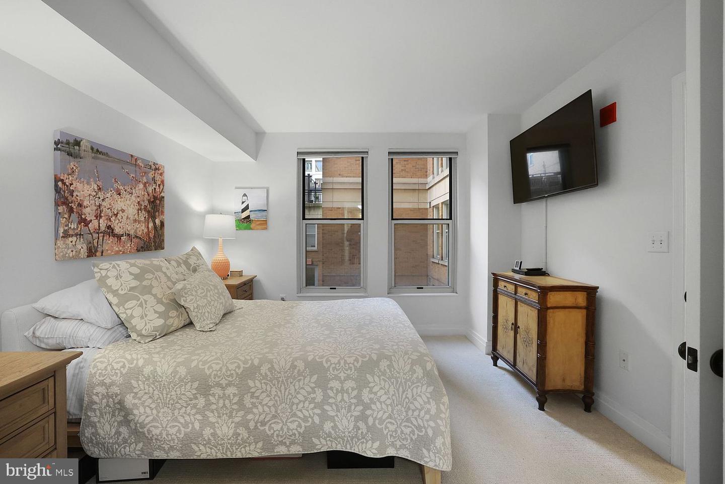 915 E ST NW #403, WASHINGTON, District Of Columbia 20004, 1 Bedroom Bedrooms, ,1 BathroomBathrooms,Residential,For sale,915 E ST NW #403,DCDC2203210 MLS # DCDC2203210