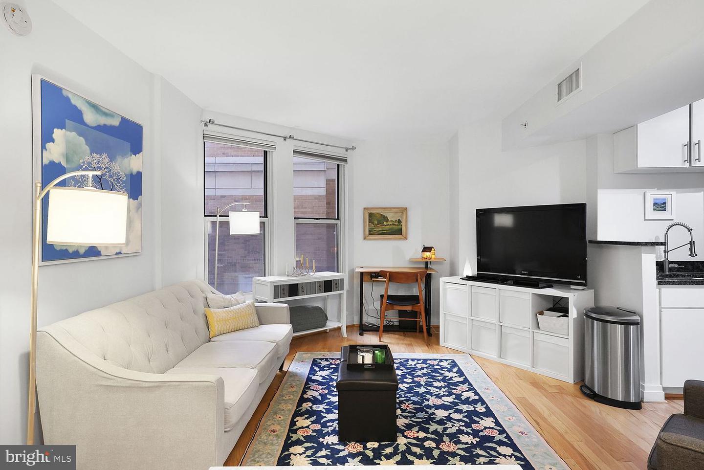 915 E ST NW #403, WASHINGTON, District Of Columbia 20004, 1 Bedroom Bedrooms, ,1 BathroomBathrooms,Residential,For sale,915 E ST NW #403,DCDC2203210 MLS # DCDC2203210
