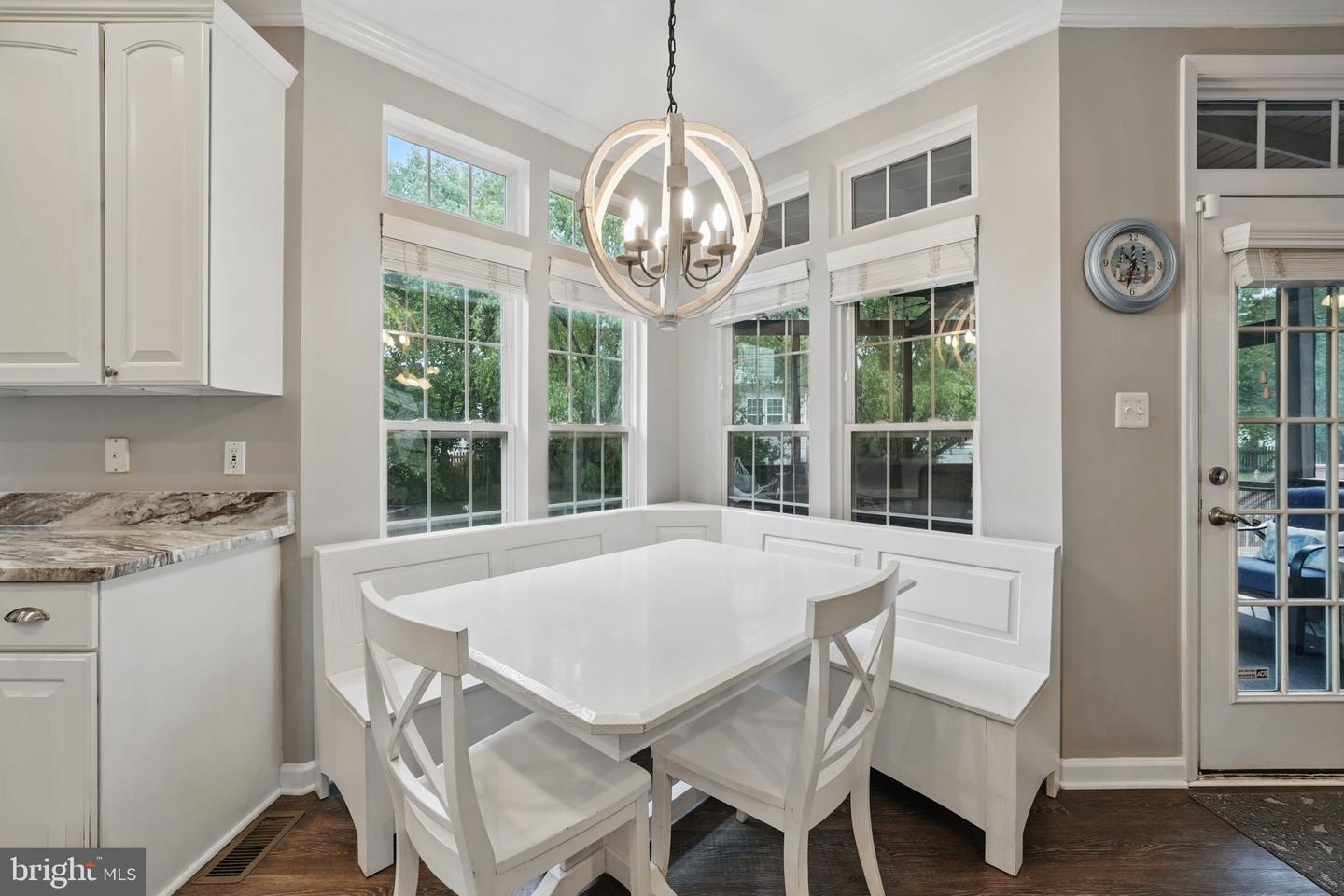 25892 PINEBLUFF, CHANTILLY, Virginia 20152, 4 Bedrooms Bedrooms, ,3 BathroomsBathrooms,Residential,For sale,25892 PINEBLUFF,VALO2098308 MLS # VALO2098308