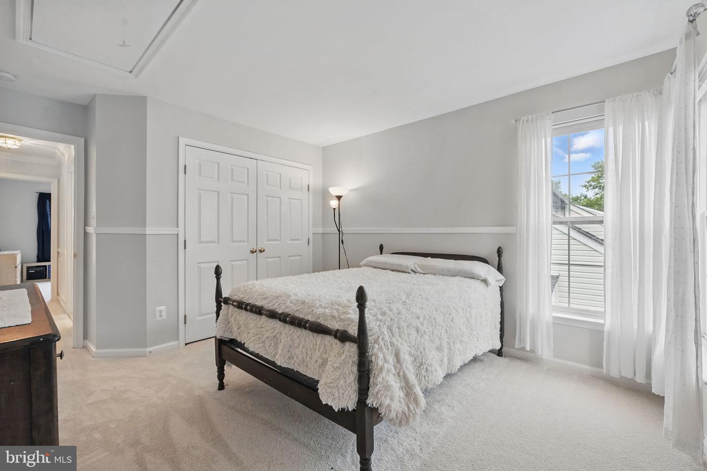 25892 PINEBLUFF, CHANTILLY, Virginia 20152, 4 Bedrooms Bedrooms, ,3 BathroomsBathrooms,Residential,For sale,25892 PINEBLUFF,VALO2098308 MLS # VALO2098308