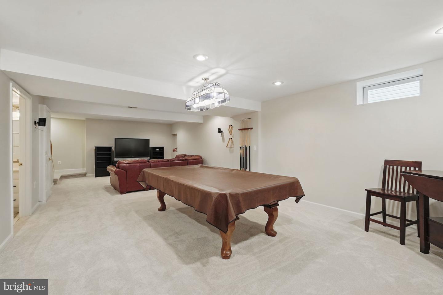 25892 PINEBLUFF, CHANTILLY, Virginia 20152, 4 Bedrooms Bedrooms, ,3 BathroomsBathrooms,Residential,For sale,25892 PINEBLUFF,VALO2098308 MLS # VALO2098308