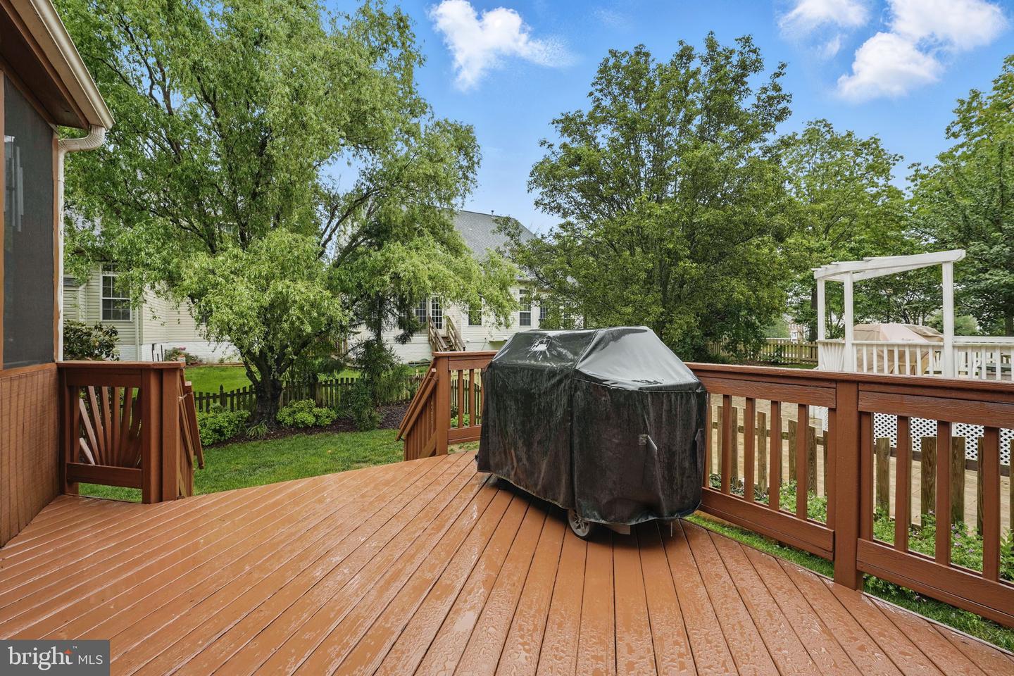 25892 PINEBLUFF, CHANTILLY, Virginia 20152, 4 Bedrooms Bedrooms, ,3 BathroomsBathrooms,Residential,For sale,25892 PINEBLUFF,VALO2098308 MLS # VALO2098308