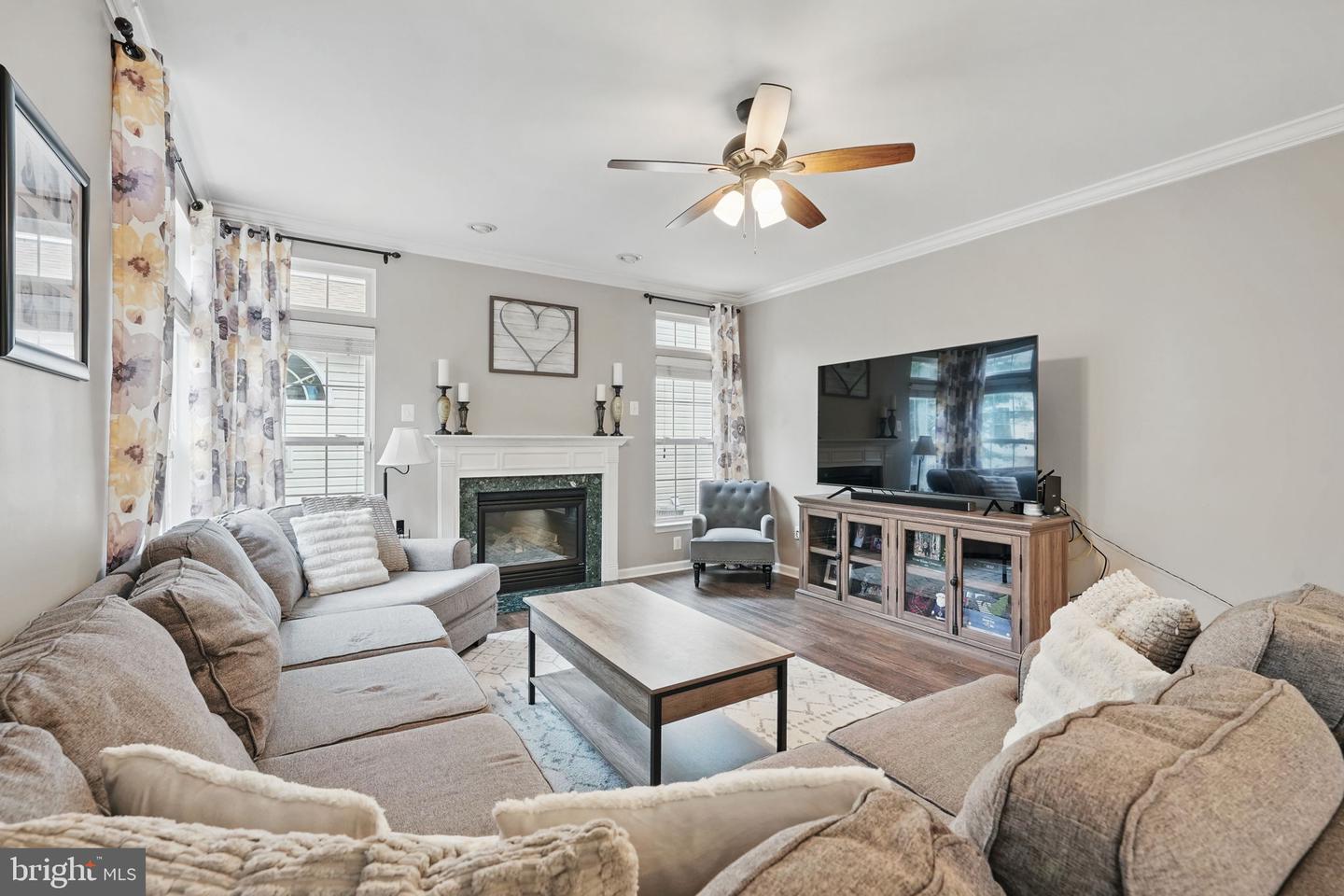 25892 PINEBLUFF, CHANTILLY, Virginia 20152, 4 Bedrooms Bedrooms, ,3 BathroomsBathrooms,Residential,For sale,25892 PINEBLUFF,VALO2098308 MLS # VALO2098308