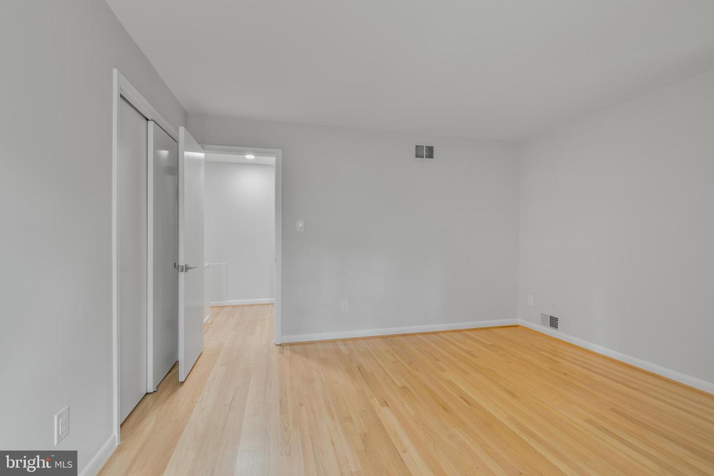 1334 ELSINORE AVE, MCLEAN, Virginia 22102, 4 Bedrooms Bedrooms, ,2 BathroomsBathrooms,Residential,For sale,1334 ELSINORE AVE,VAFX2244262 MLS # VAFX2244262