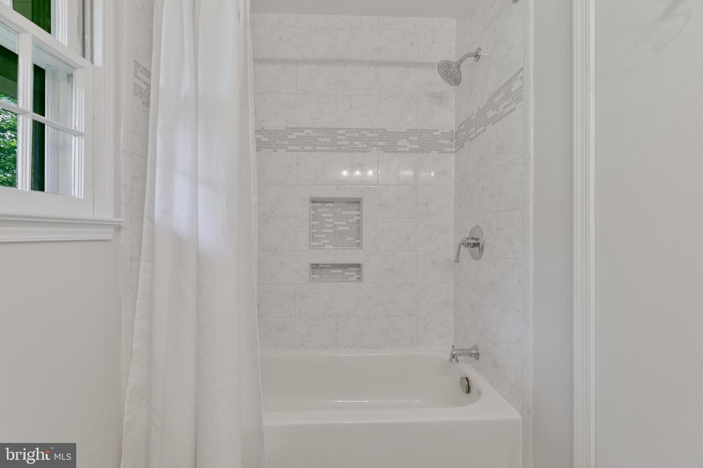 1334 ELSINORE AVE, MCLEAN, Virginia 22102, 4 Bedrooms Bedrooms, ,2 BathroomsBathrooms,Residential,For sale,1334 ELSINORE AVE,VAFX2244262 MLS # VAFX2244262