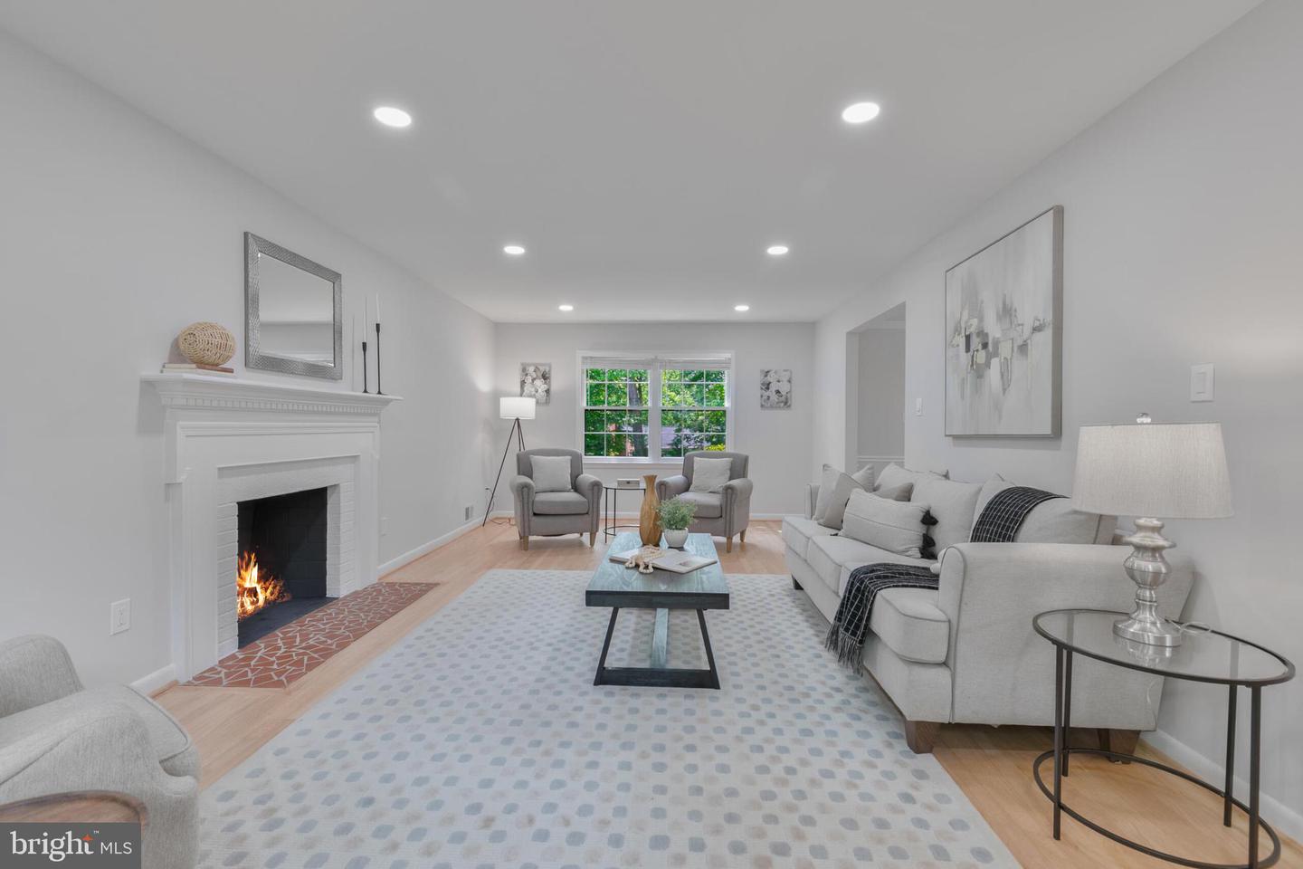 1334 ELSINORE AVE, MCLEAN, Virginia 22102, 4 Bedrooms Bedrooms, ,2 BathroomsBathrooms,Residential,For sale,1334 ELSINORE AVE,VAFX2244262 MLS # VAFX2244262