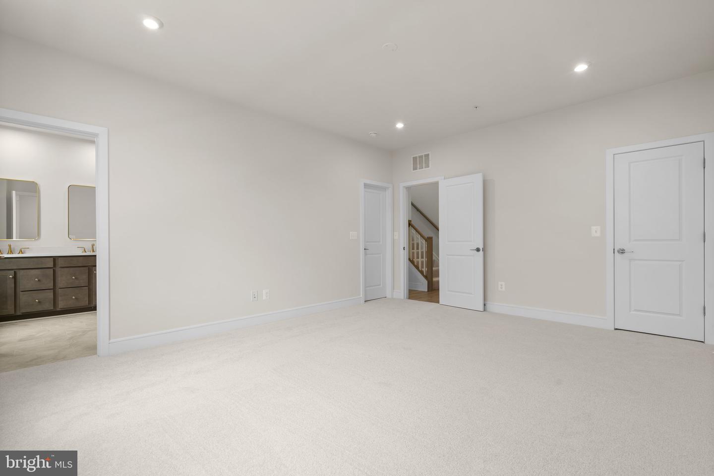 21742 DOLLIS HILL TER, BROADLANDS, Virginia 20148, 3 Bedrooms Bedrooms, ,2 BathroomsBathrooms,Residential,For sale,21742 DOLLIS HILL TER,VALO2098324 MLS # VALO2098324
