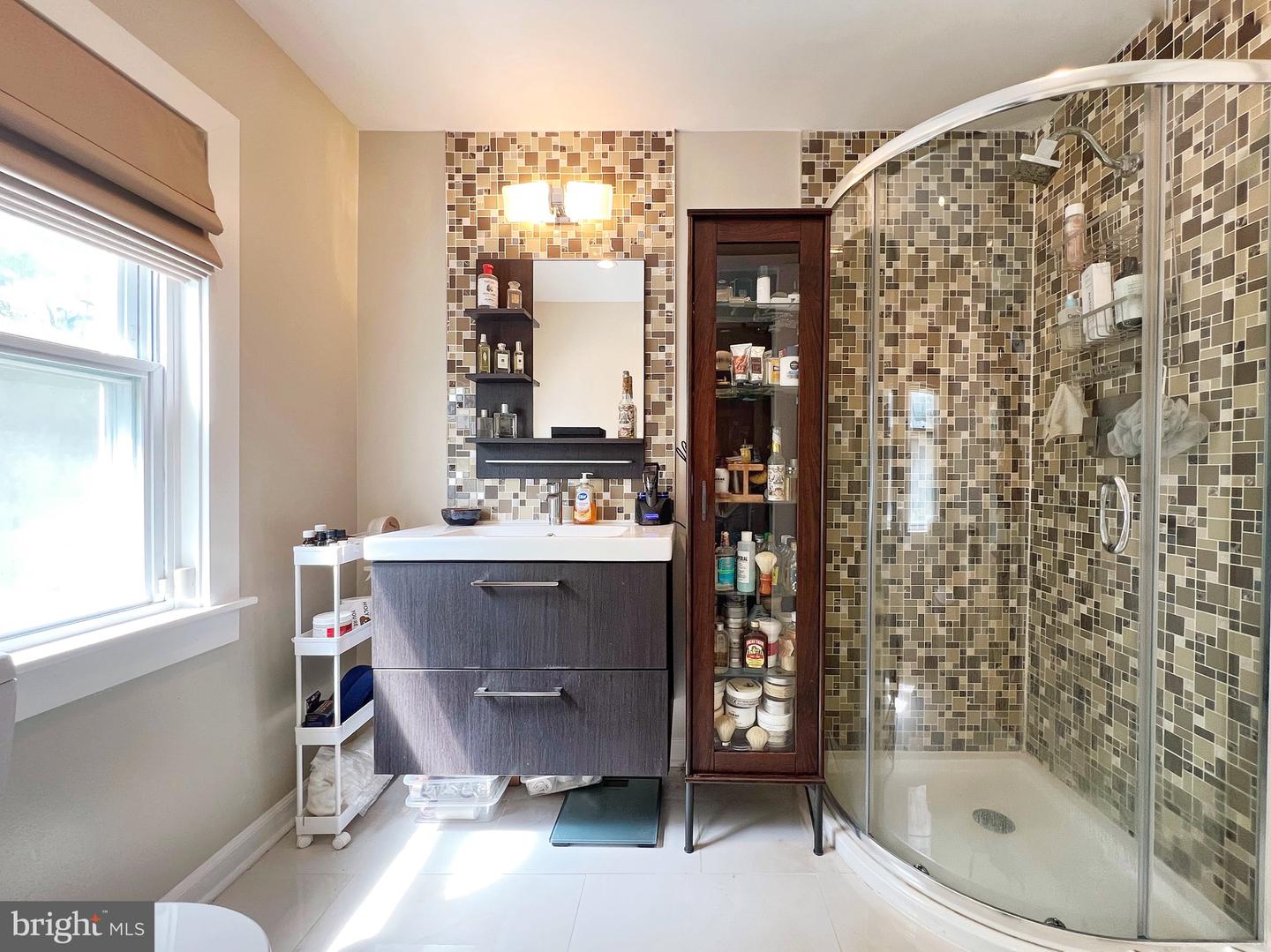 3129 7TH ST N, ARLINGTON, Virginia 22201, 2 Bedrooms Bedrooms, ,2 BathroomsBathrooms,Residential,For sale,3129 7TH ST N,VAAR2058442 MLS # VAAR2058442