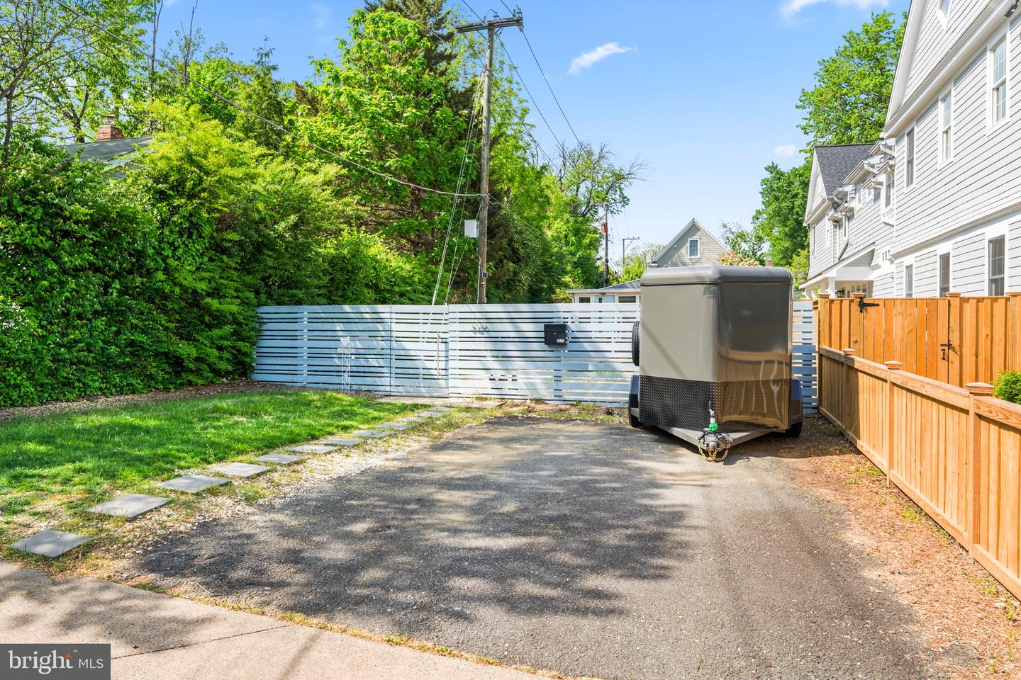 3129 7TH ST N, ARLINGTON, Virginia 22201, 2 Bedrooms Bedrooms, ,2 BathroomsBathrooms,Residential,For sale,3129 7TH ST N,VAAR2058442 MLS # VAAR2058442