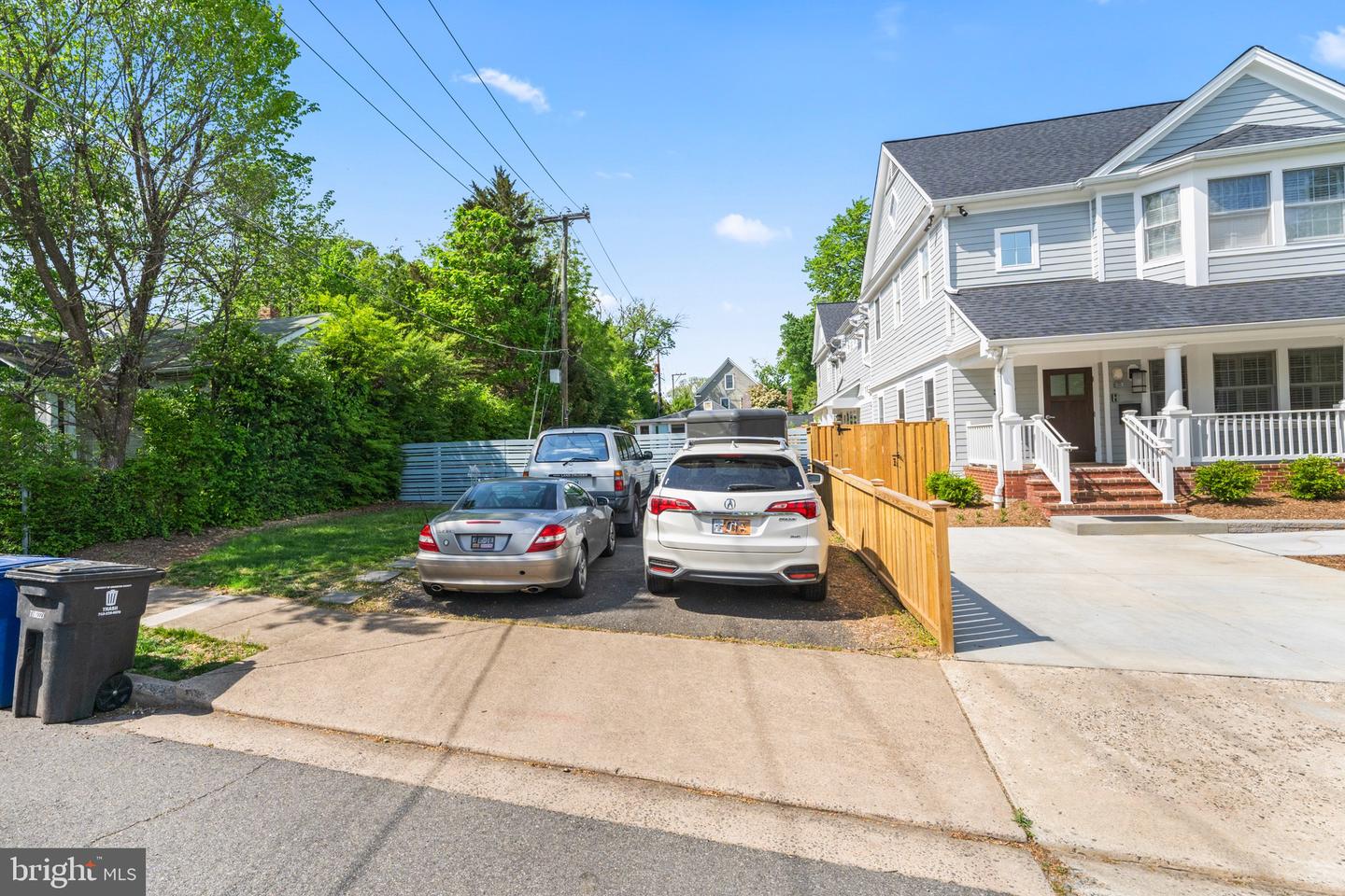 3129 7TH ST N, ARLINGTON, Virginia 22201, 2 Bedrooms Bedrooms, ,2 BathroomsBathrooms,Residential,For sale,3129 7TH ST N,VAAR2058442 MLS # VAAR2058442