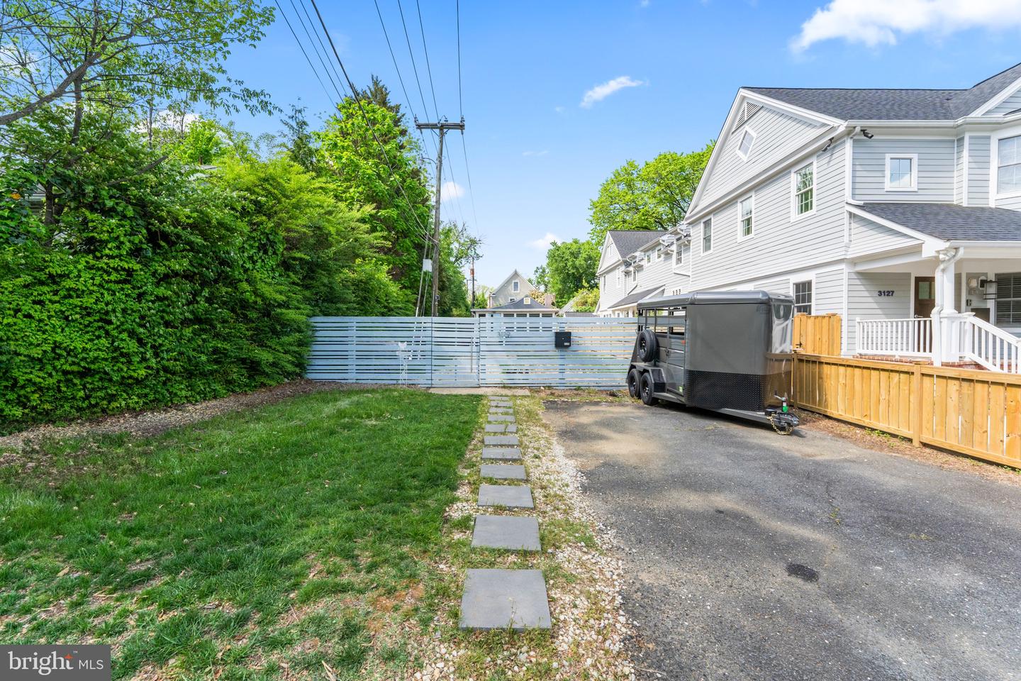 3129 7TH ST N, ARLINGTON, Virginia 22201, 2 Bedrooms Bedrooms, ,2 BathroomsBathrooms,Residential,For sale,3129 7TH ST N,VAAR2058442 MLS # VAAR2058442