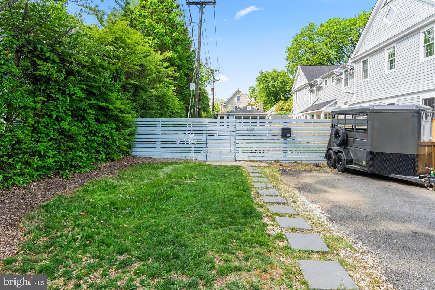 3129 7TH ST N, ARLINGTON, Virginia 22201, 2 Bedrooms Bedrooms, ,2 BathroomsBathrooms,Residential,For sale,3129 7TH ST N,VAAR2058442 MLS # VAAR2058442