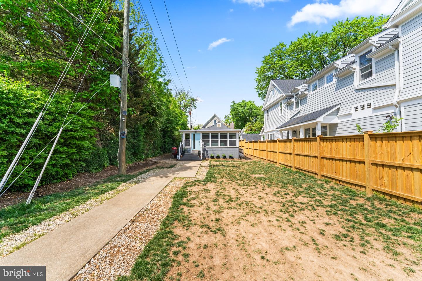 3129 7TH ST N, ARLINGTON, Virginia 22201, 2 Bedrooms Bedrooms, ,2 BathroomsBathrooms,Residential,For sale,3129 7TH ST N,VAAR2058442 MLS # VAAR2058442