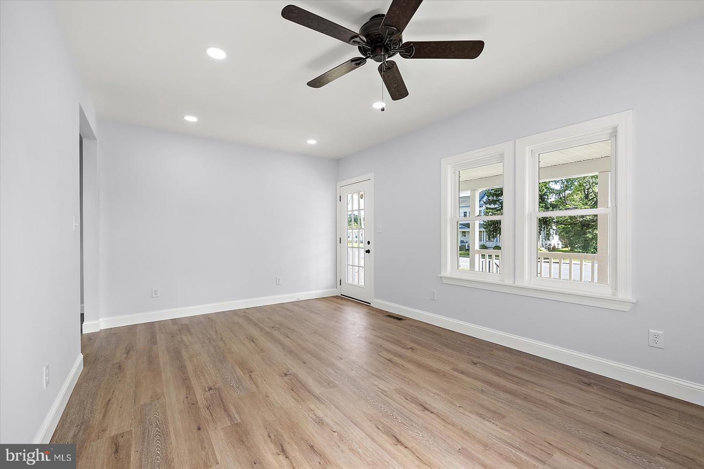 31015 DEPOT ST, NEW CHURCH, Virginia 23415, 3 Bedrooms Bedrooms, ,3 BathroomsBathrooms,Residential,For sale,31015 DEPOT ST,VAAC2001904 MLS # VAAC2001904