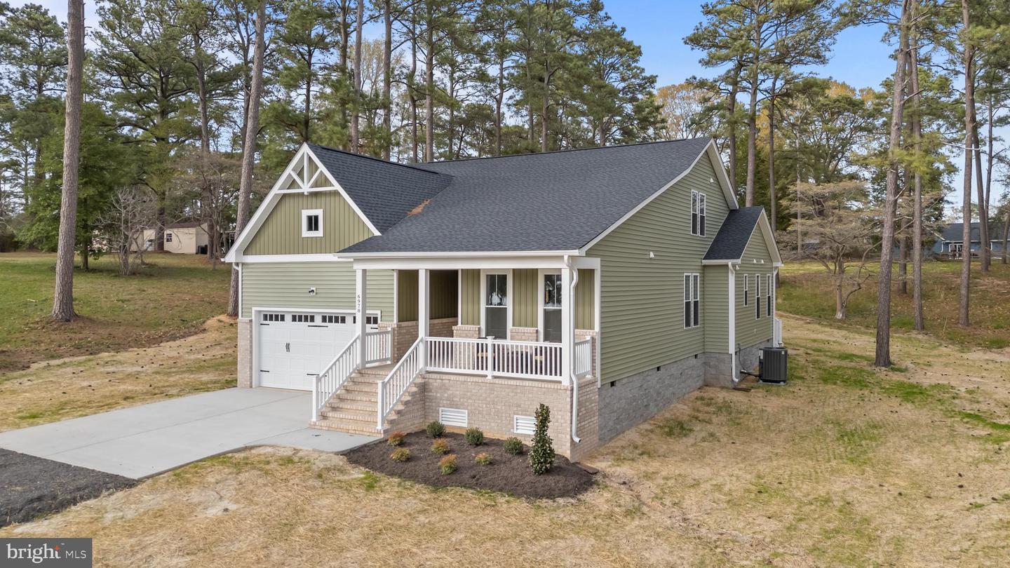 6978 BRAY RD, HAYES, Virginia 23072, 4 Bedrooms Bedrooms, 8 Rooms Rooms,3 BathroomsBathrooms,Residential,For sale,6978 BRAY RD,VAGV2000142 MLS # VAGV2000142
