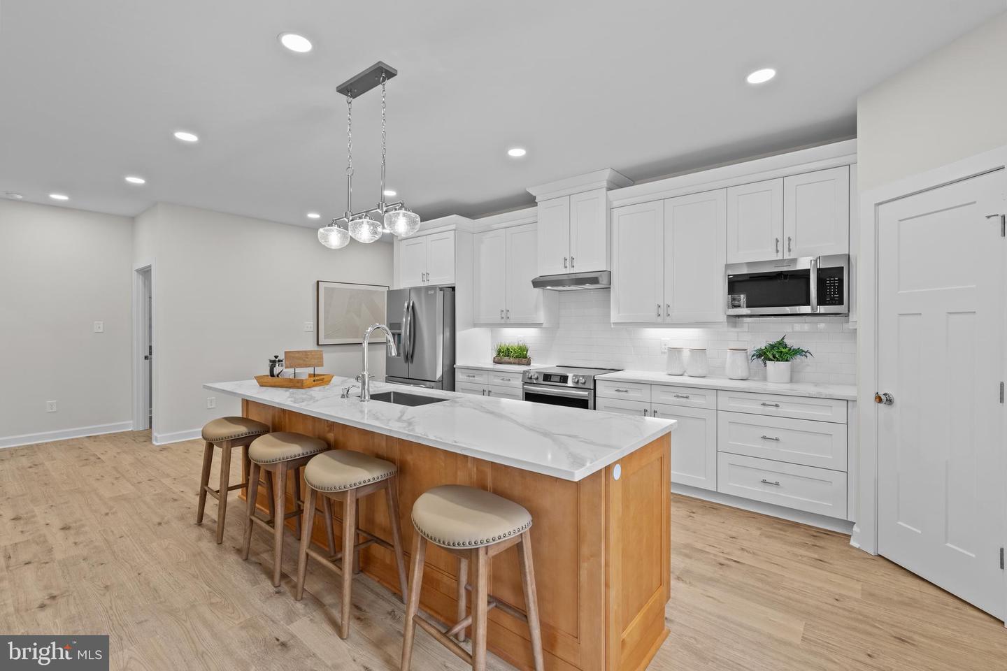 6978 BRAY RD, HAYES, Virginia 23072, 4 Bedrooms Bedrooms, 8 Rooms Rooms,3 BathroomsBathrooms,Residential,For sale,6978 BRAY RD,VAGV2000142 MLS # VAGV2000142