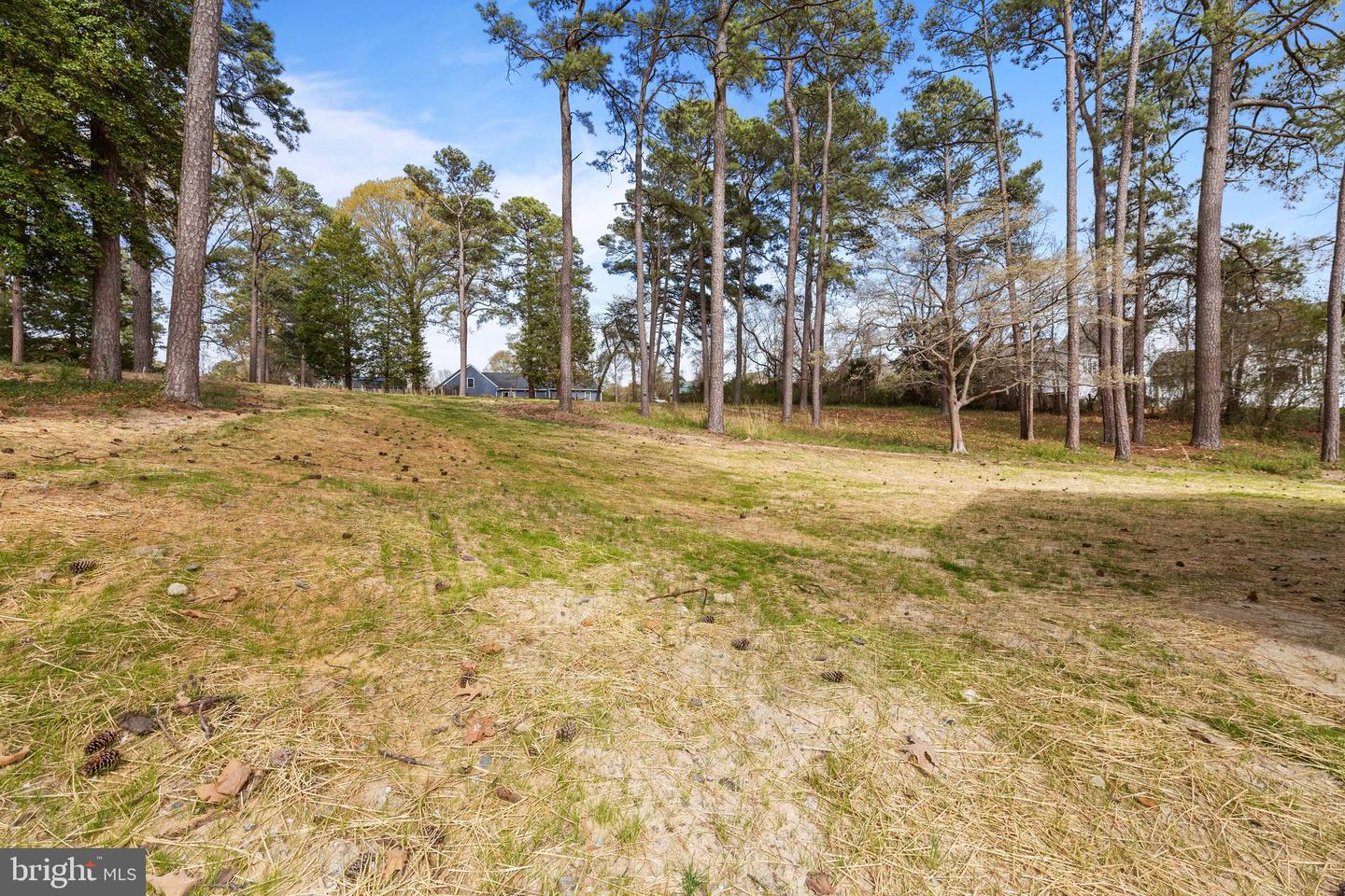 6978 BRAY RD, HAYES, Virginia 23072, 4 Bedrooms Bedrooms, 8 Rooms Rooms,3 BathroomsBathrooms,Residential,For sale,6978 BRAY RD,VAGV2000142 MLS # VAGV2000142