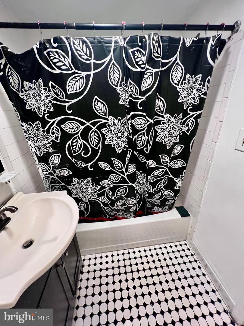 2634 BOWEN RD SE #101, WASHINGTON, District Of Columbia 20020, 2 Bedrooms Bedrooms, ,1 BathroomBathrooms,Residential,For sale,2634 BOWEN RD SE #101,DCDC2203284 MLS # DCDC2203284