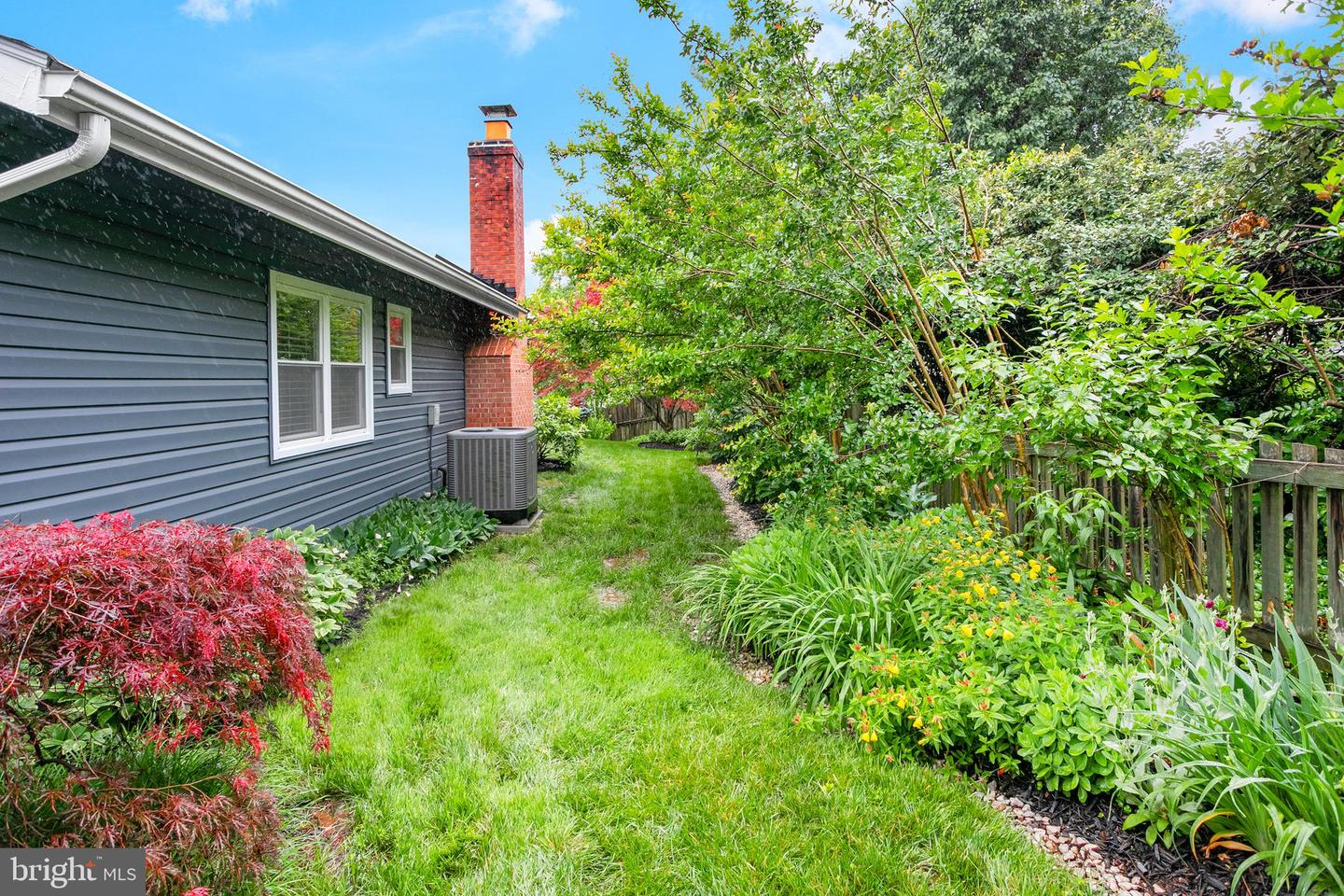 261 E JUNIPER AVE, STERLING, Virginia 20164, 3 Bedrooms Bedrooms, ,2 BathroomsBathrooms,Residential,For sale,261 E JUNIPER AVE,VALO2098342 MLS # VALO2098342