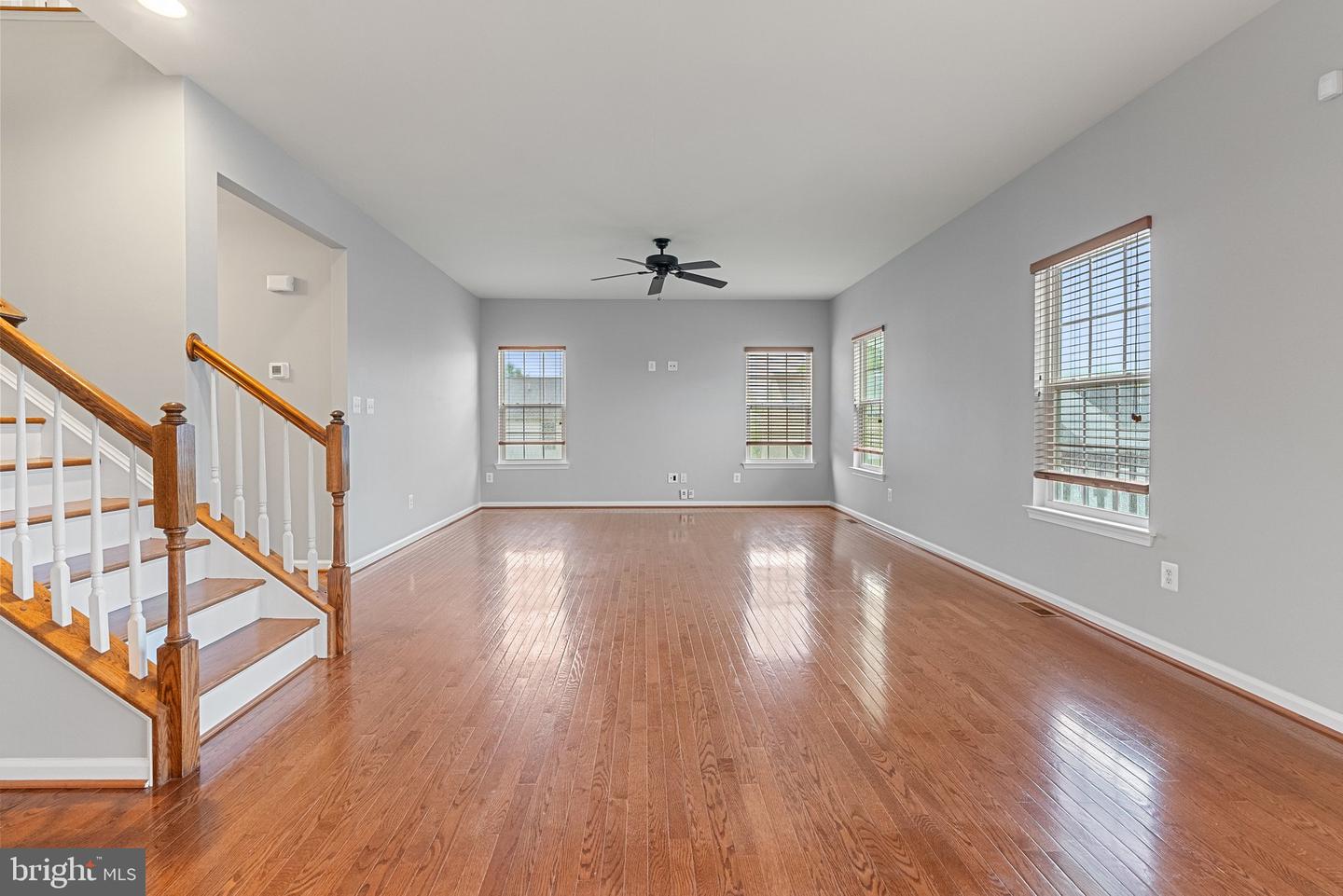 9 EISENTOWN DR, LOVETTSVILLE, Virginia 20180, 5 Bedrooms Bedrooms, ,3 BathroomsBathrooms,Residential,For sale,9 EISENTOWN DR,VALO2098350 MLS # VALO2098350