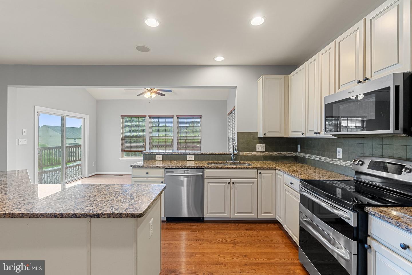 9 EISENTOWN DR, LOVETTSVILLE, Virginia 20180, 5 Bedrooms Bedrooms, ,3 BathroomsBathrooms,Residential,For sale,9 EISENTOWN DR,VALO2098350 MLS # VALO2098350
