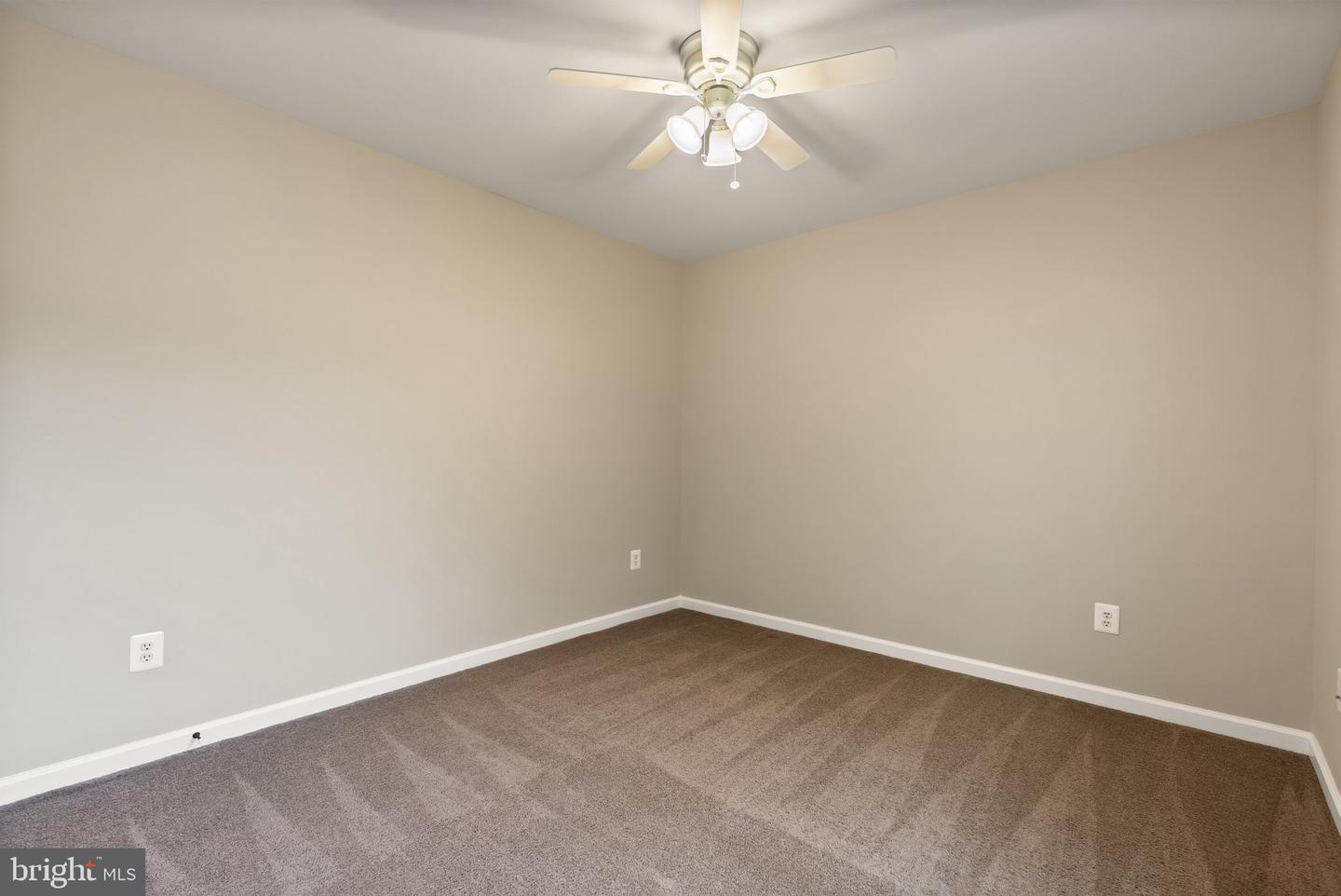 9 EISENTOWN DR, LOVETTSVILLE, Virginia 20180, 5 Bedrooms Bedrooms, ,3 BathroomsBathrooms,Residential,For sale,9 EISENTOWN DR,VALO2098350 MLS # VALO2098350