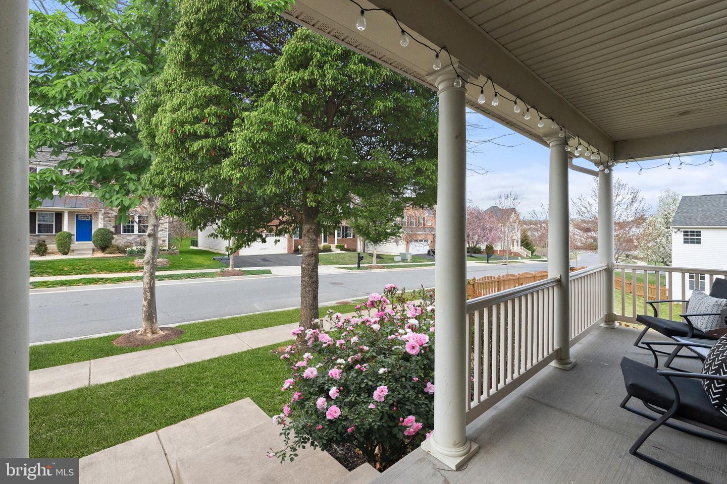 9 EISENTOWN DR, LOVETTSVILLE, Virginia 20180, 5 Bedrooms Bedrooms, ,3 BathroomsBathrooms,Residential,For sale,9 EISENTOWN DR,VALO2098350 MLS # VALO2098350