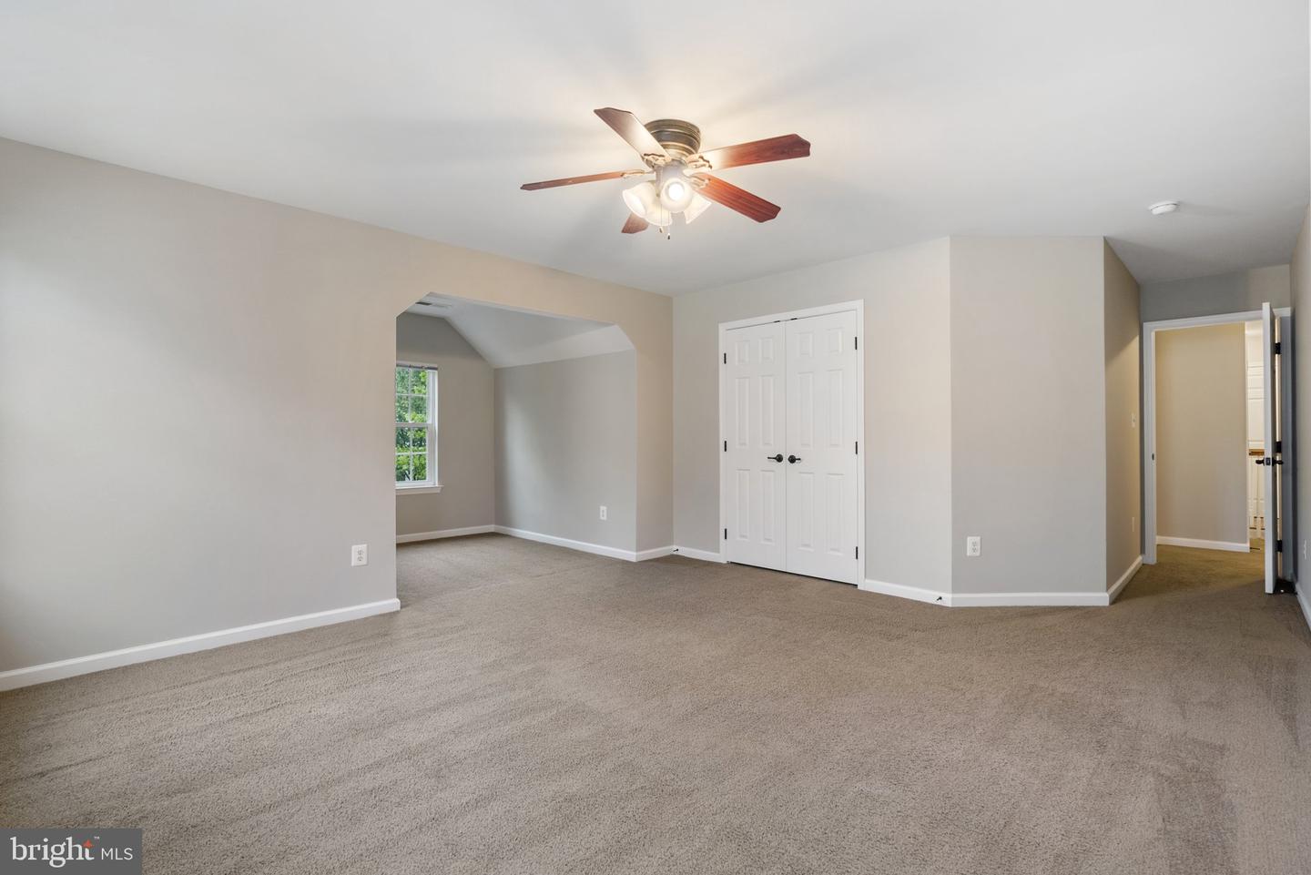 9 EISENTOWN DR, LOVETTSVILLE, Virginia 20180, 5 Bedrooms Bedrooms, ,3 BathroomsBathrooms,Residential,For sale,9 EISENTOWN DR,VALO2098350 MLS # VALO2098350
