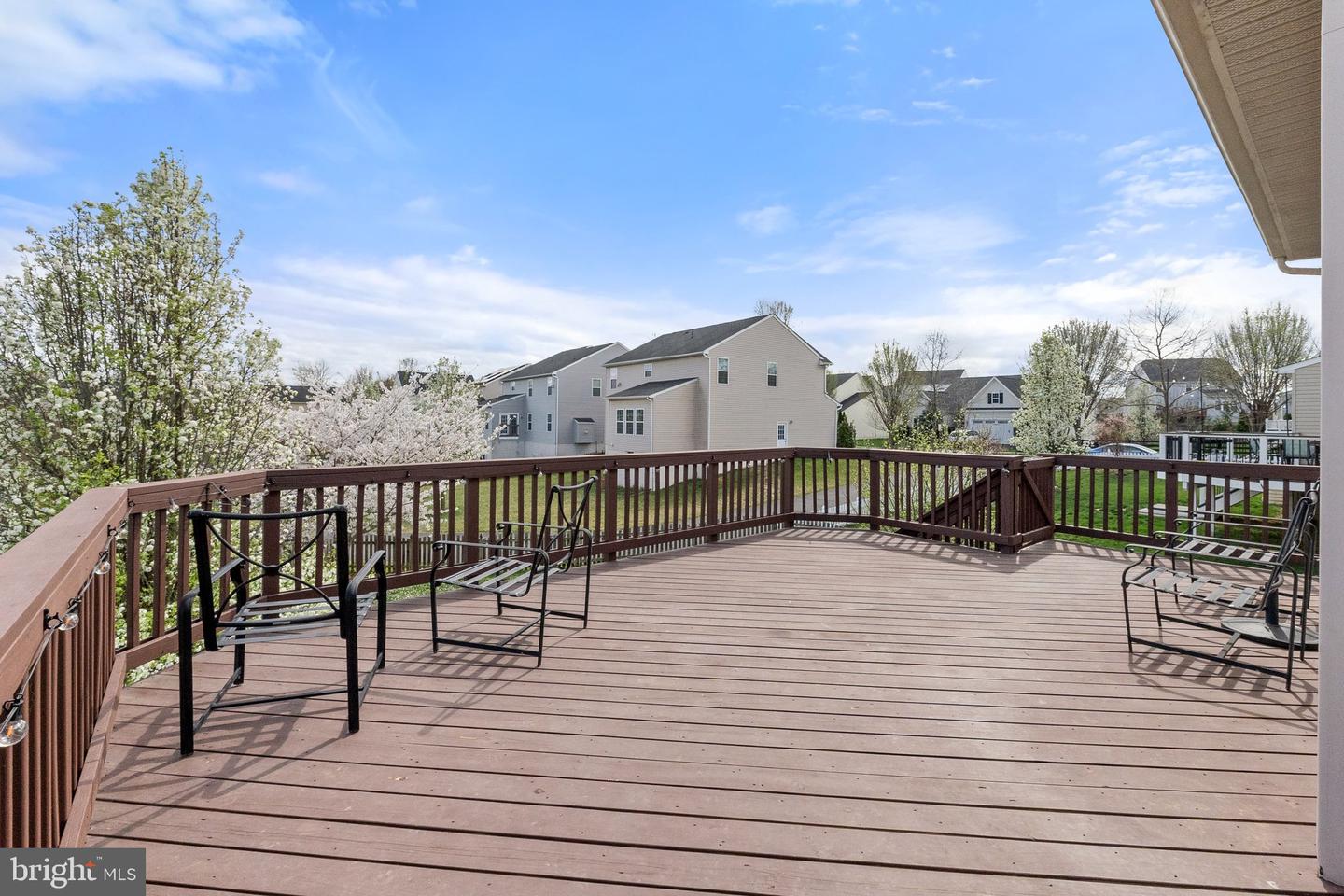 9 EISENTOWN DR, LOVETTSVILLE, Virginia 20180, 5 Bedrooms Bedrooms, ,3 BathroomsBathrooms,Residential,For sale,9 EISENTOWN DR,VALO2098350 MLS # VALO2098350