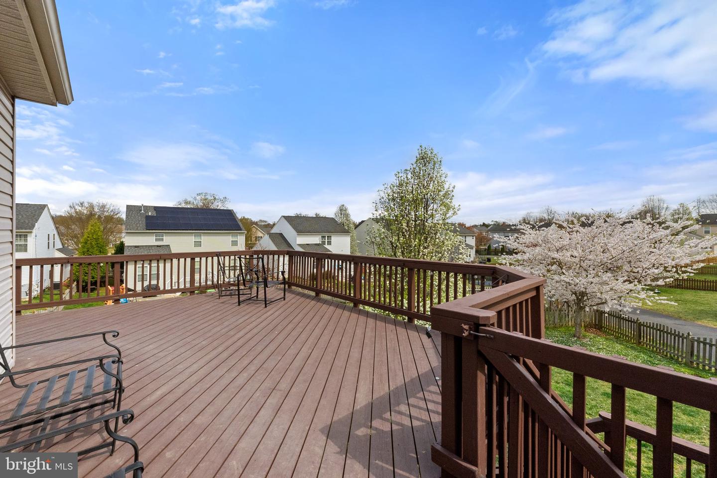 9 EISENTOWN DR, LOVETTSVILLE, Virginia 20180, 5 Bedrooms Bedrooms, ,3 BathroomsBathrooms,Residential,For sale,9 EISENTOWN DR,VALO2098350 MLS # VALO2098350