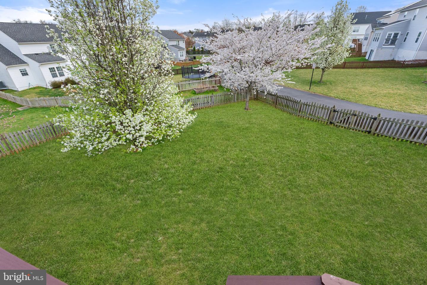 9 EISENTOWN DR, LOVETTSVILLE, Virginia 20180, 5 Bedrooms Bedrooms, ,3 BathroomsBathrooms,Residential,For sale,9 EISENTOWN DR,VALO2098350 MLS # VALO2098350